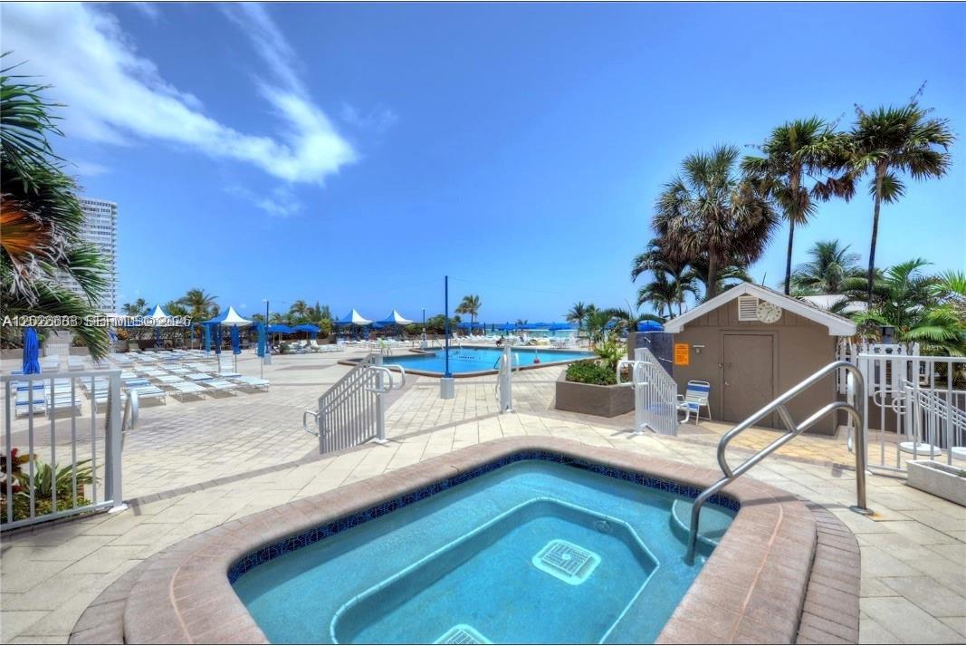 2030 S Ocean Dr 723 Property Photo 12