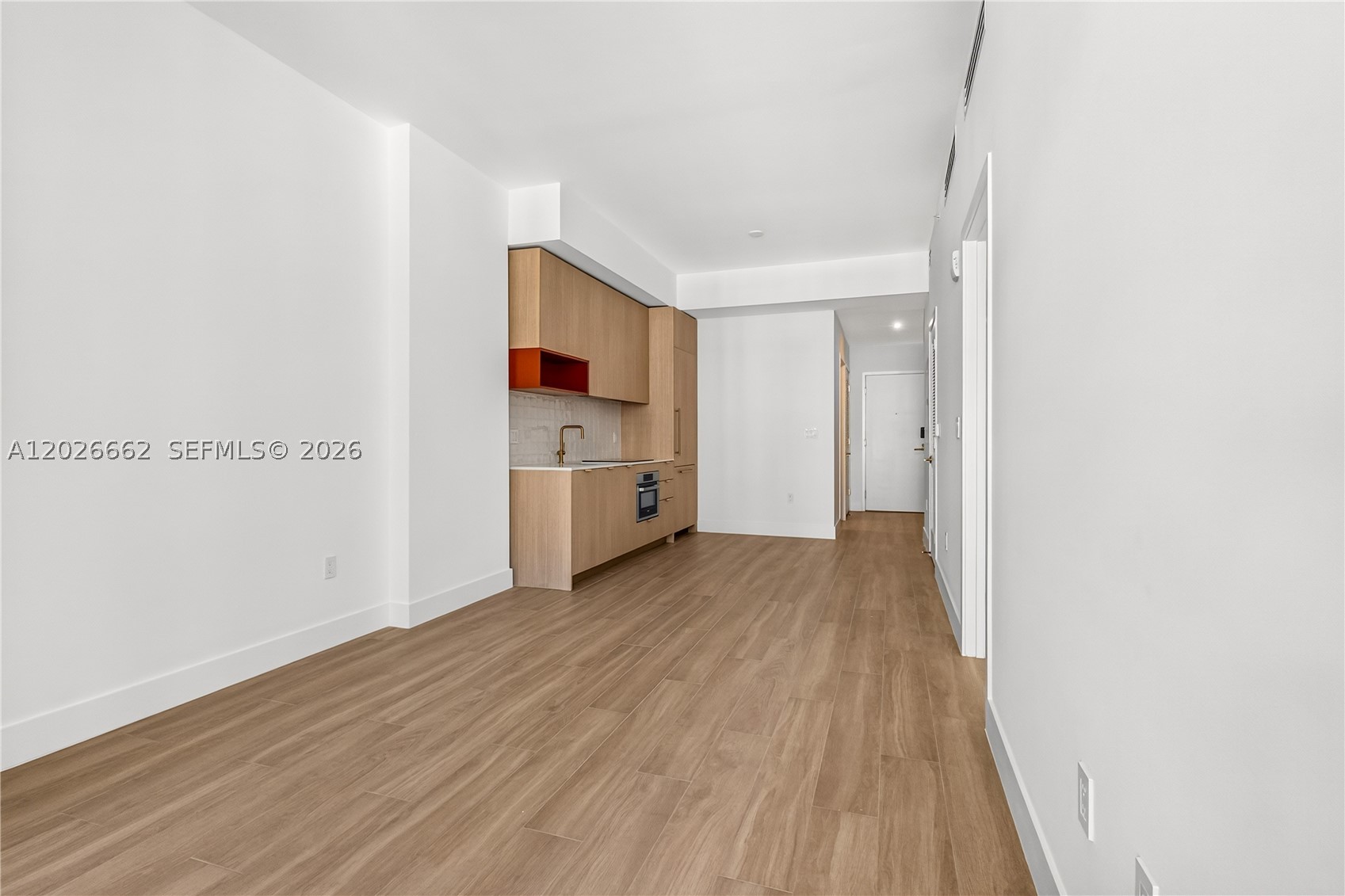 90 Ne 32nd St. 209 Property Photo 12