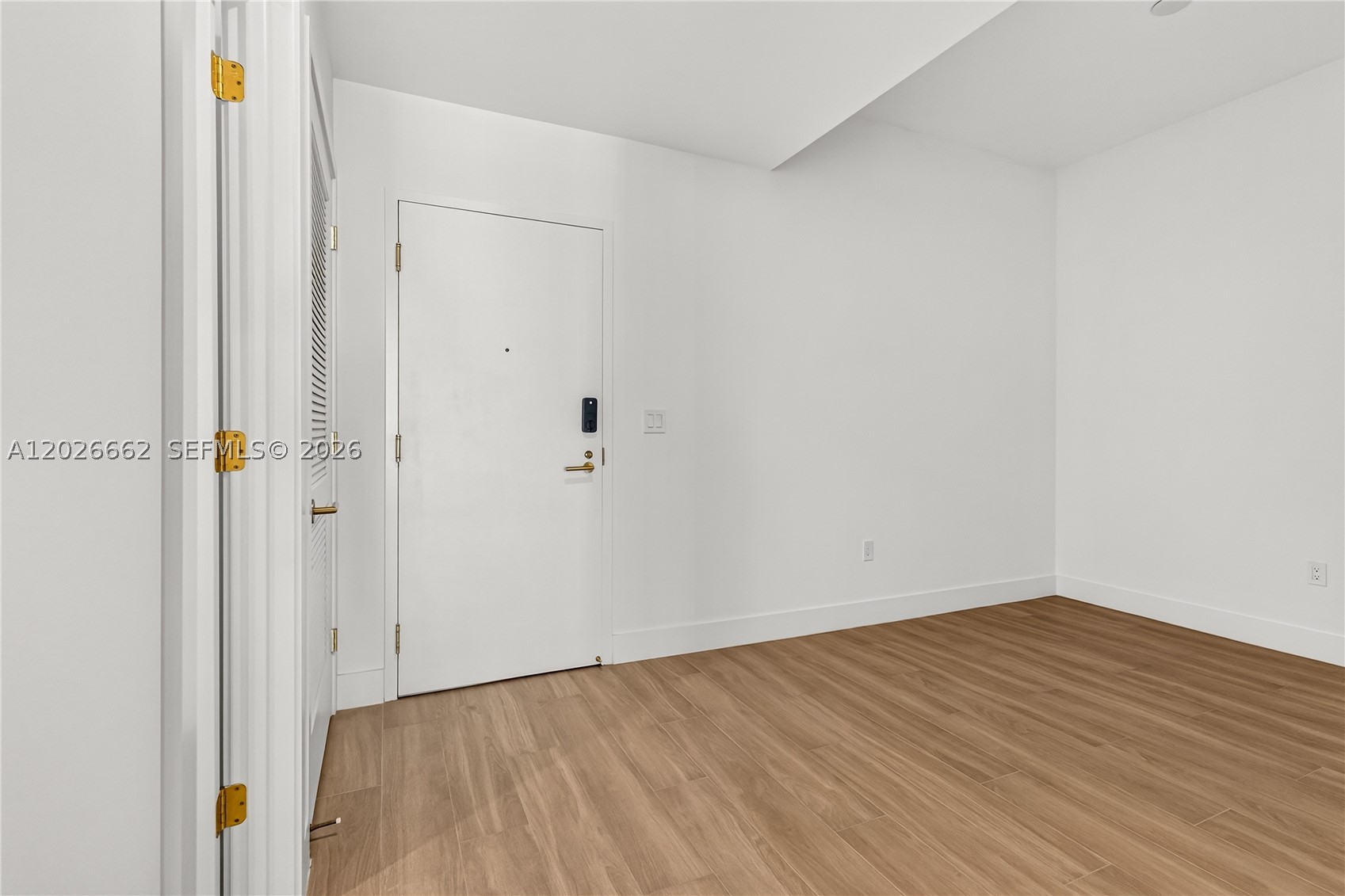 90 Ne 32nd St. 209 Property Photo 13
