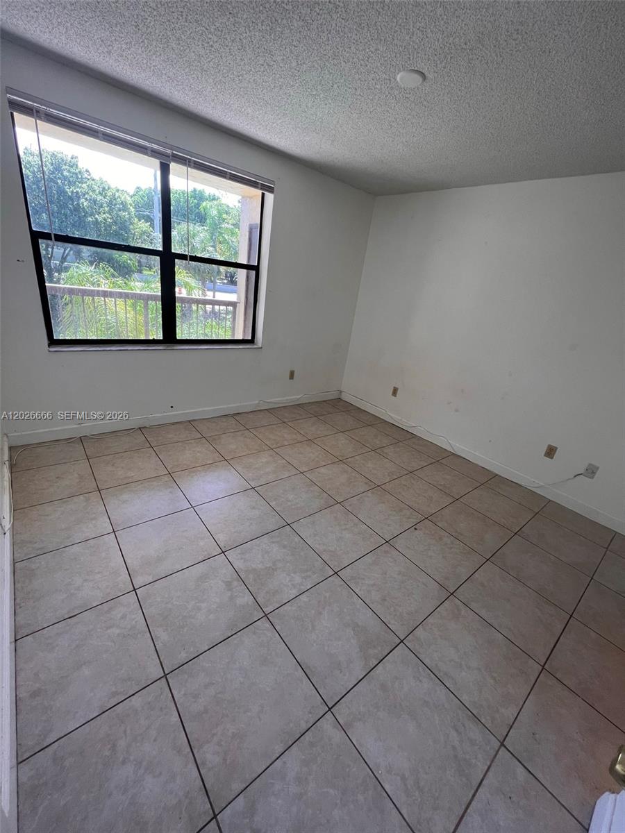 4581 W Mcnab Rd 20 Property Photo 22