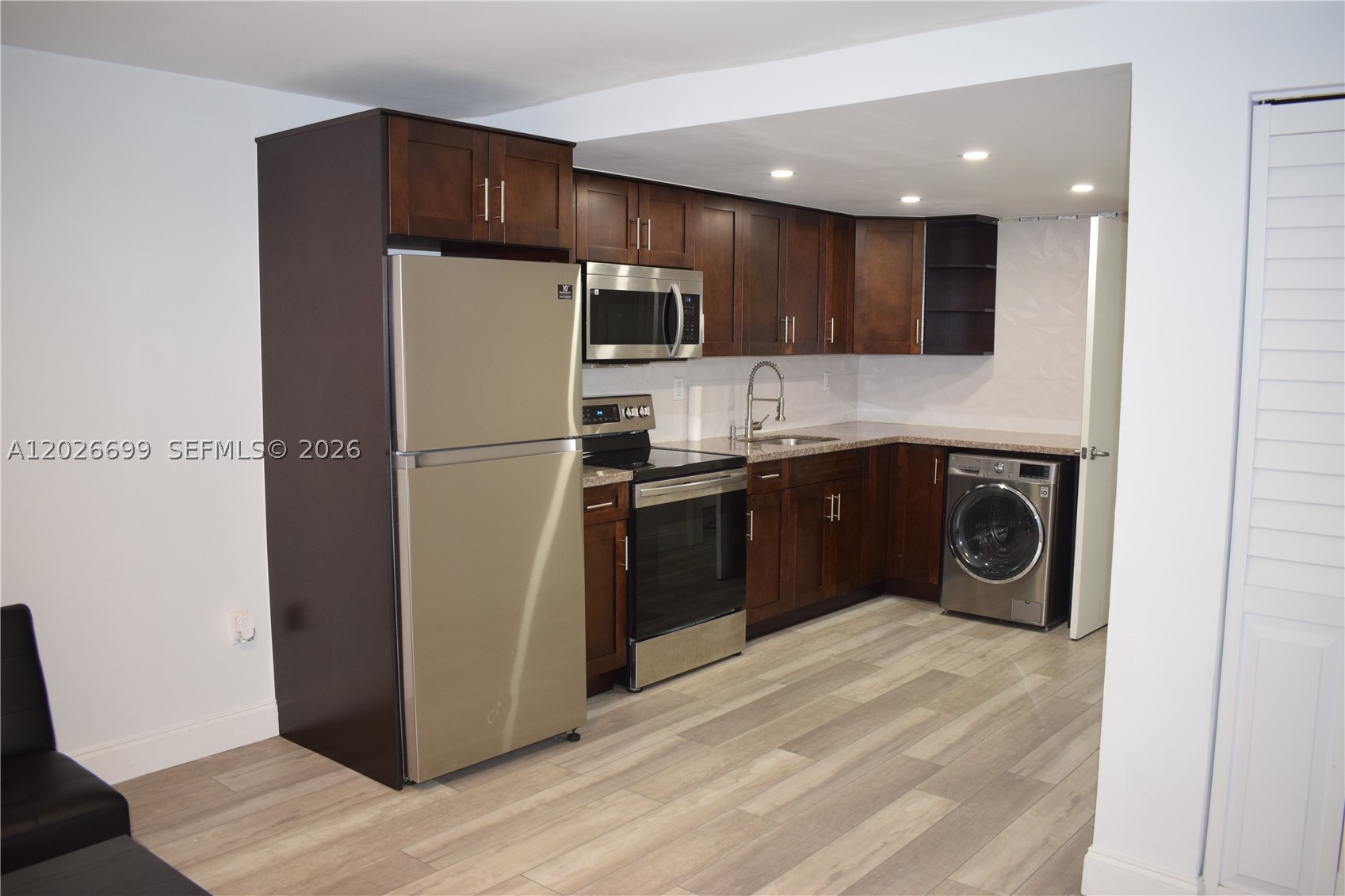 777 Sw 9th Ave 420 Property Photo 4