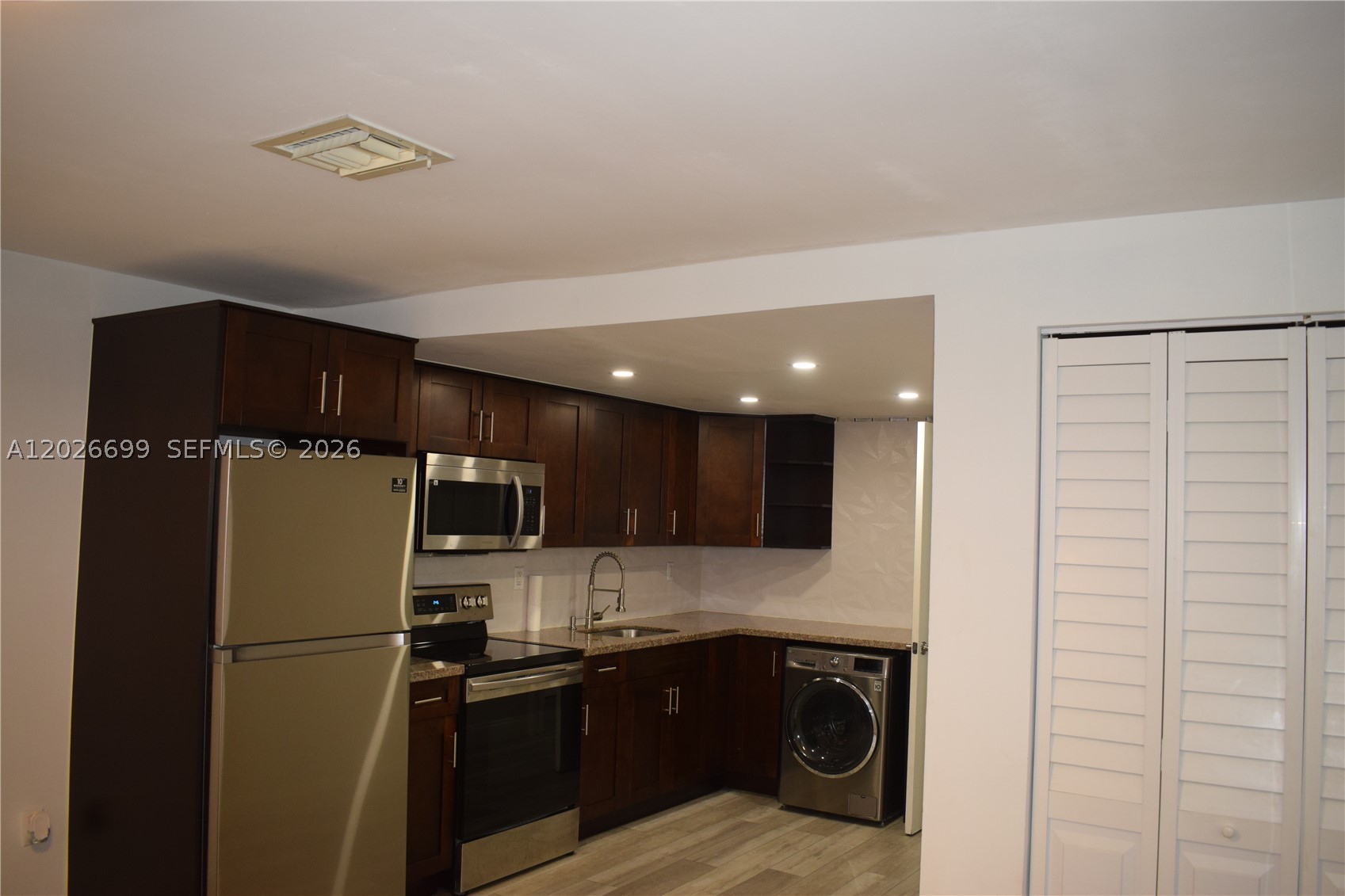 777 Sw 9th Ave 420 Property Photo 6