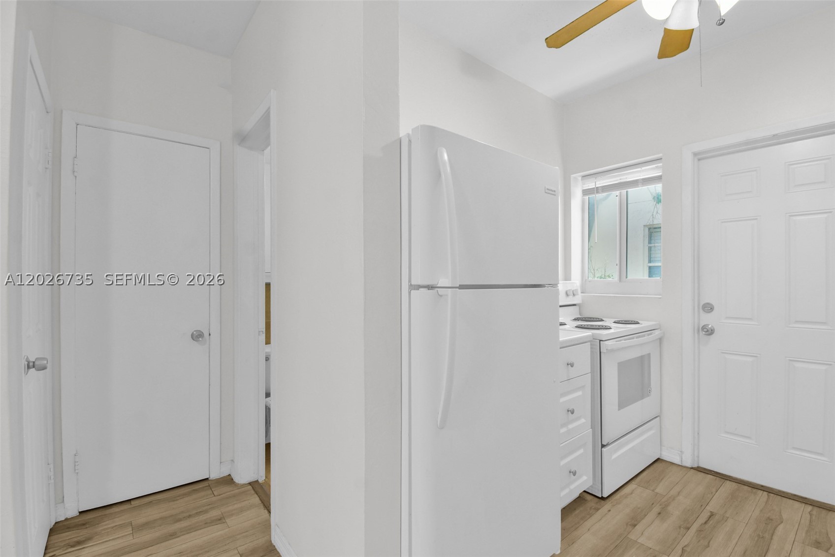 1135 Euclid Ave 202 Property Photo 11