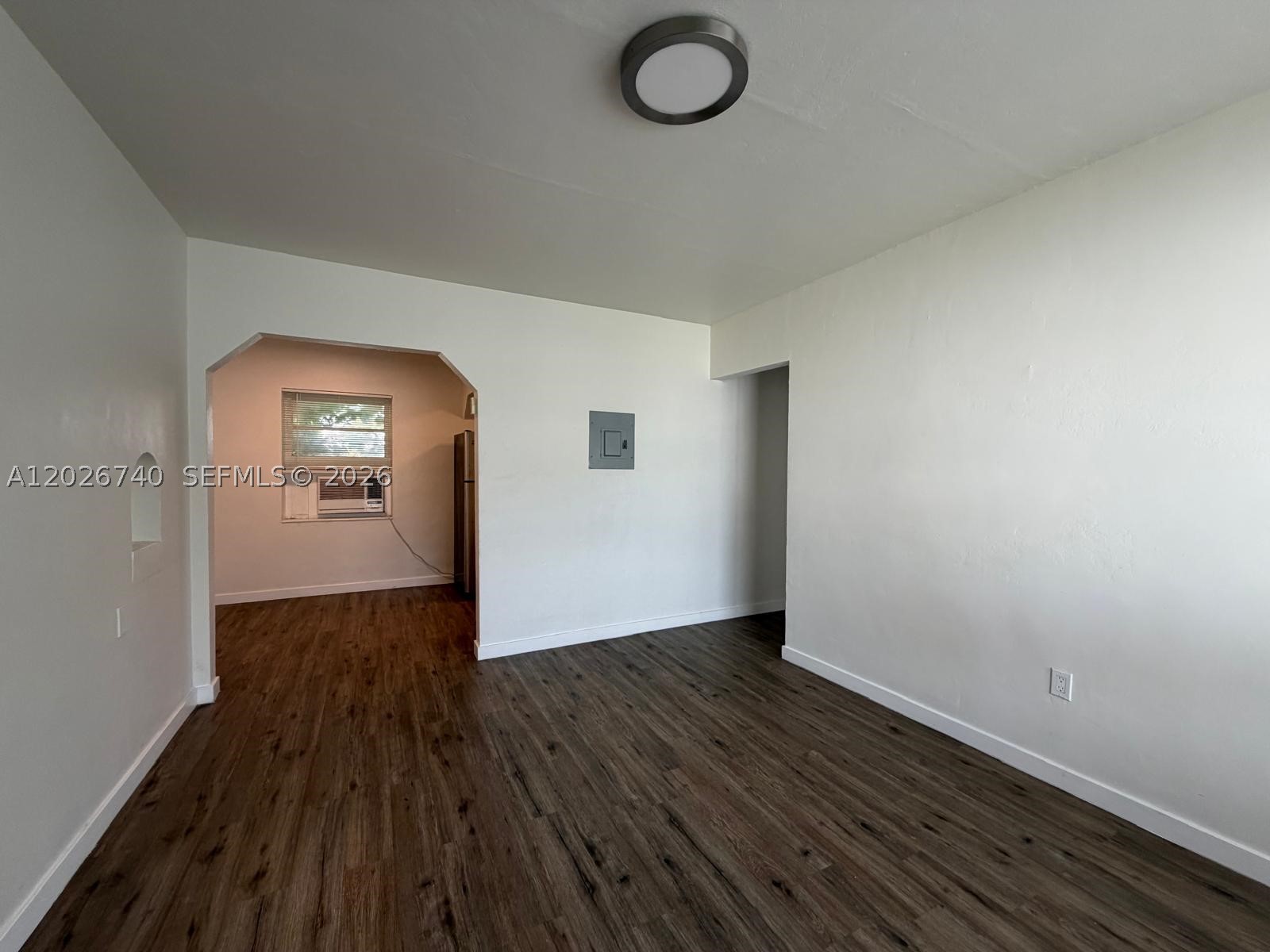 535 Sw 7th St 4 Property Photo 4