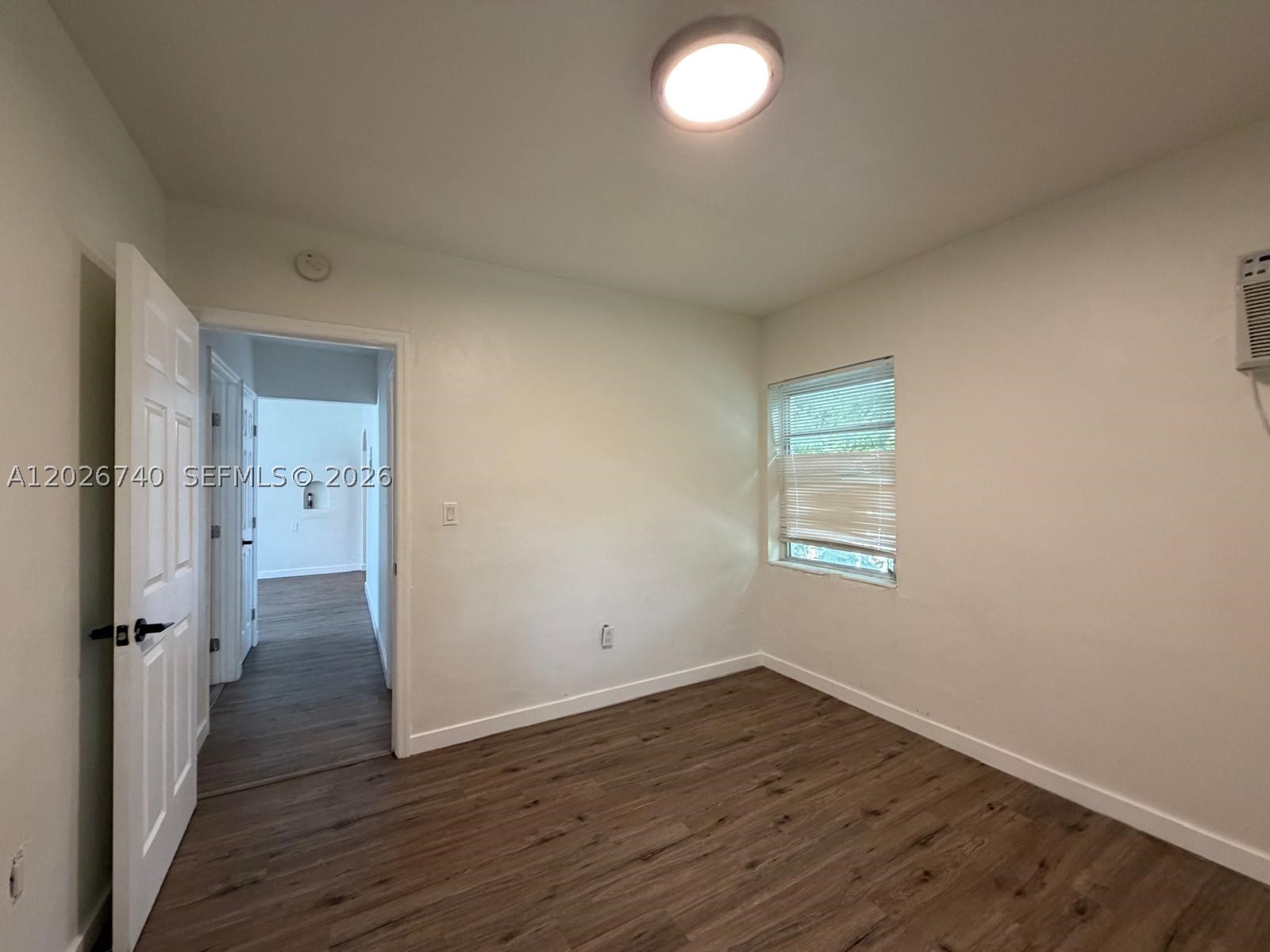 535 Sw 7th St 4 Property Photo 10