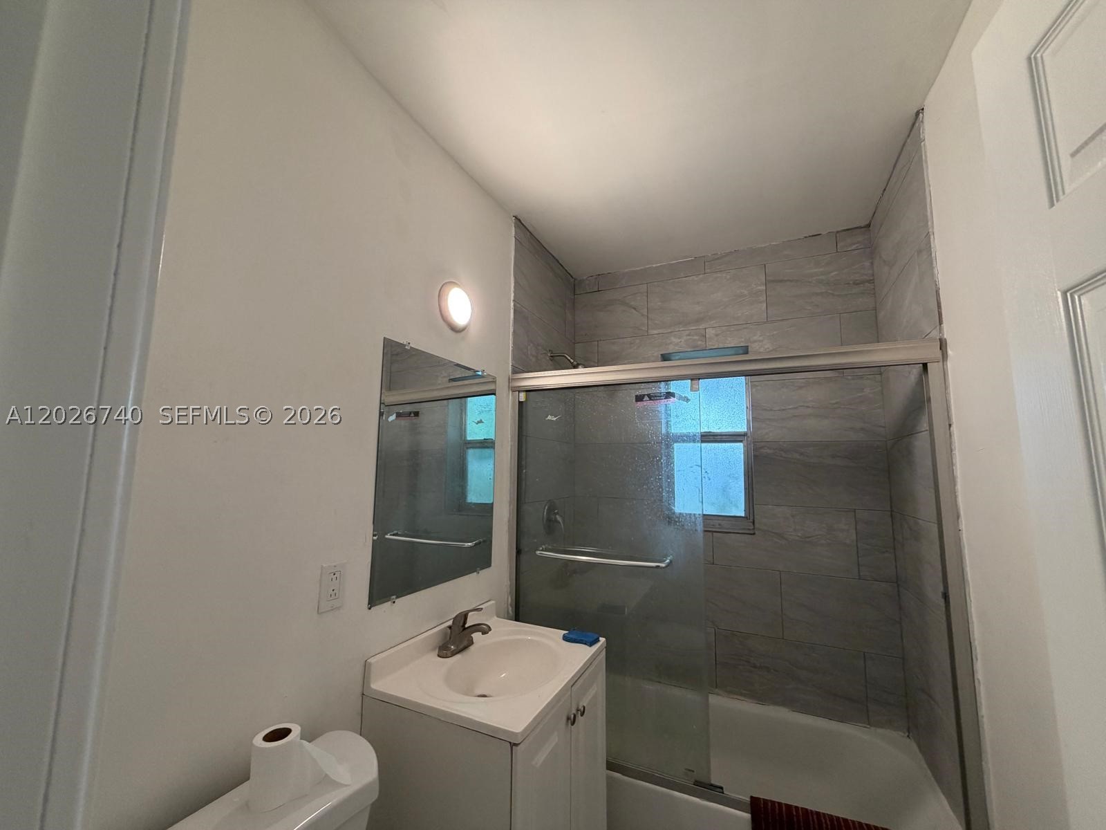 535 Sw 7th St 4 Property Photo 11