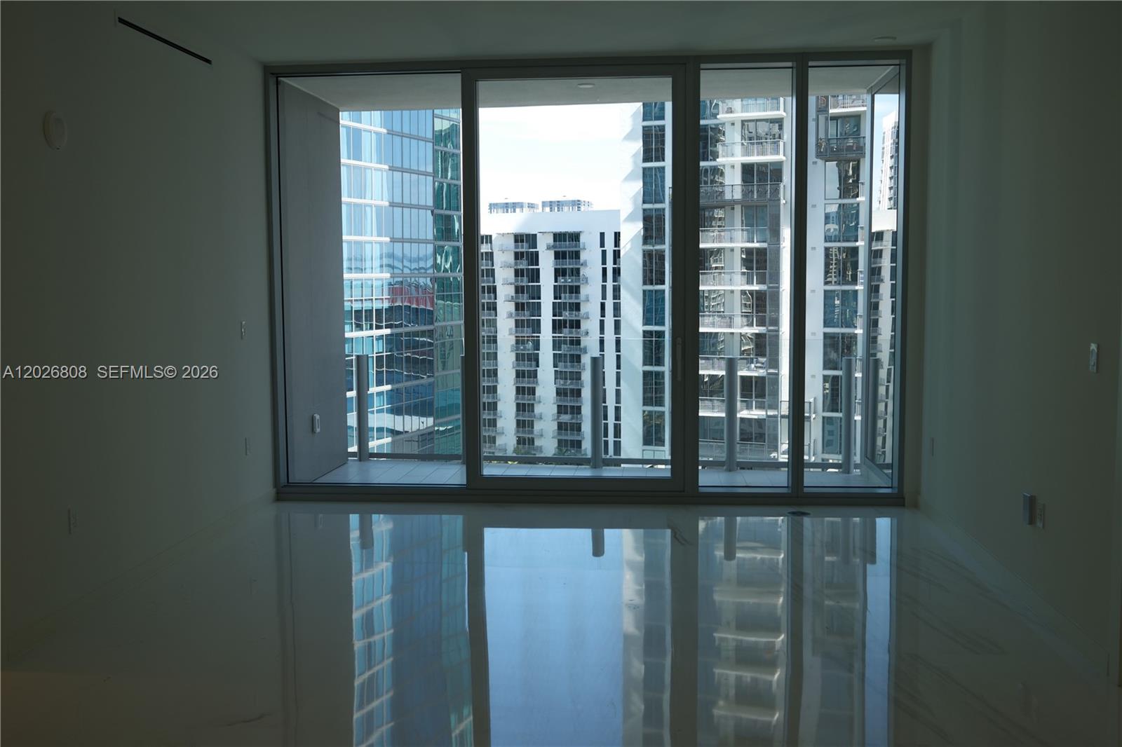 300 Biscayne Boulevard Way 2509w Property Photo 4