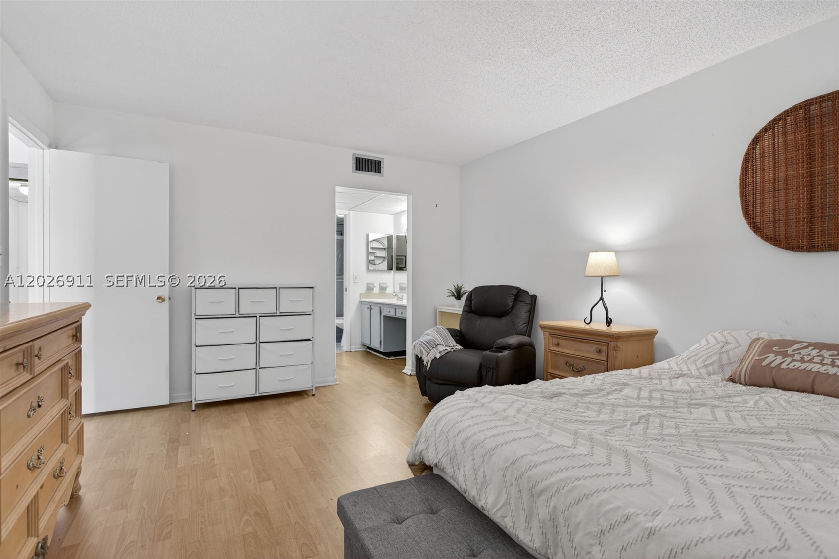 7807 Golf Circle Drive 207 Property Photo 13