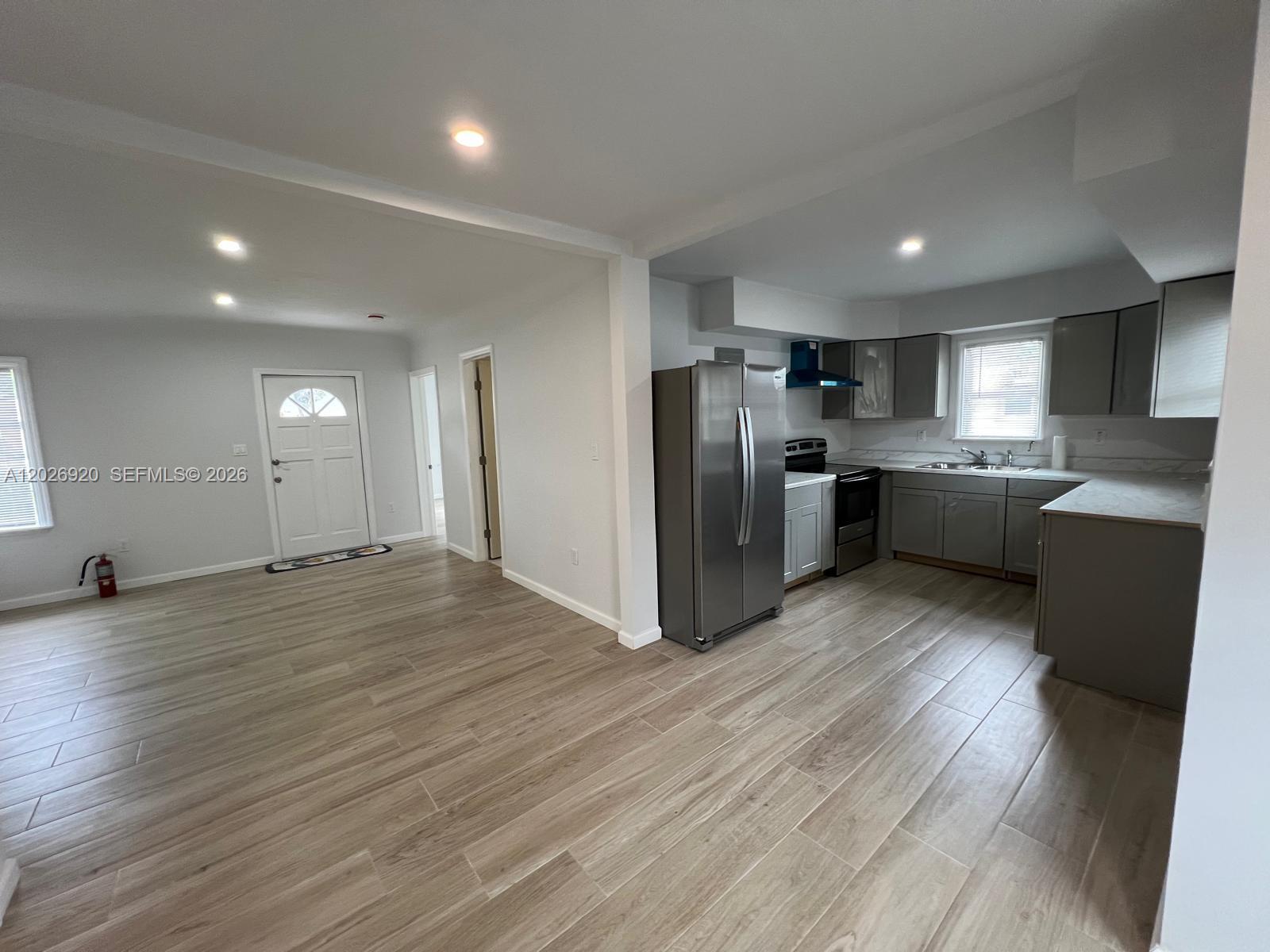 A12026920 Property Photo 3