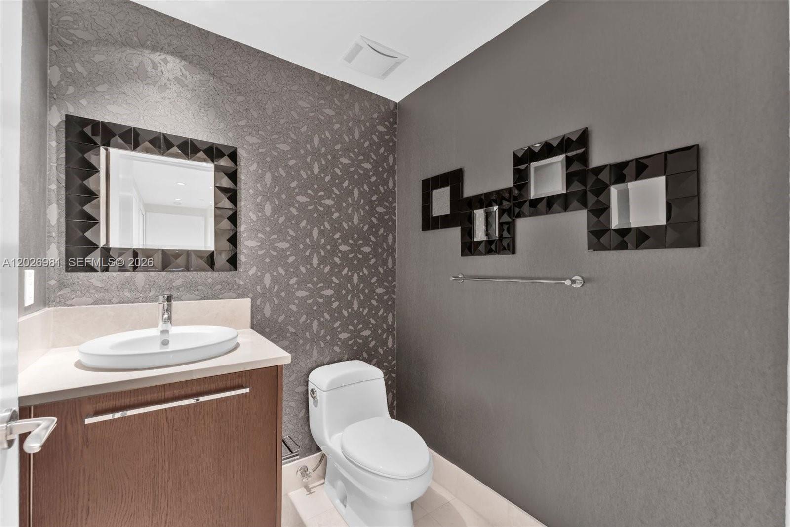 17121 Collins Ave 3905 Property Photo 29