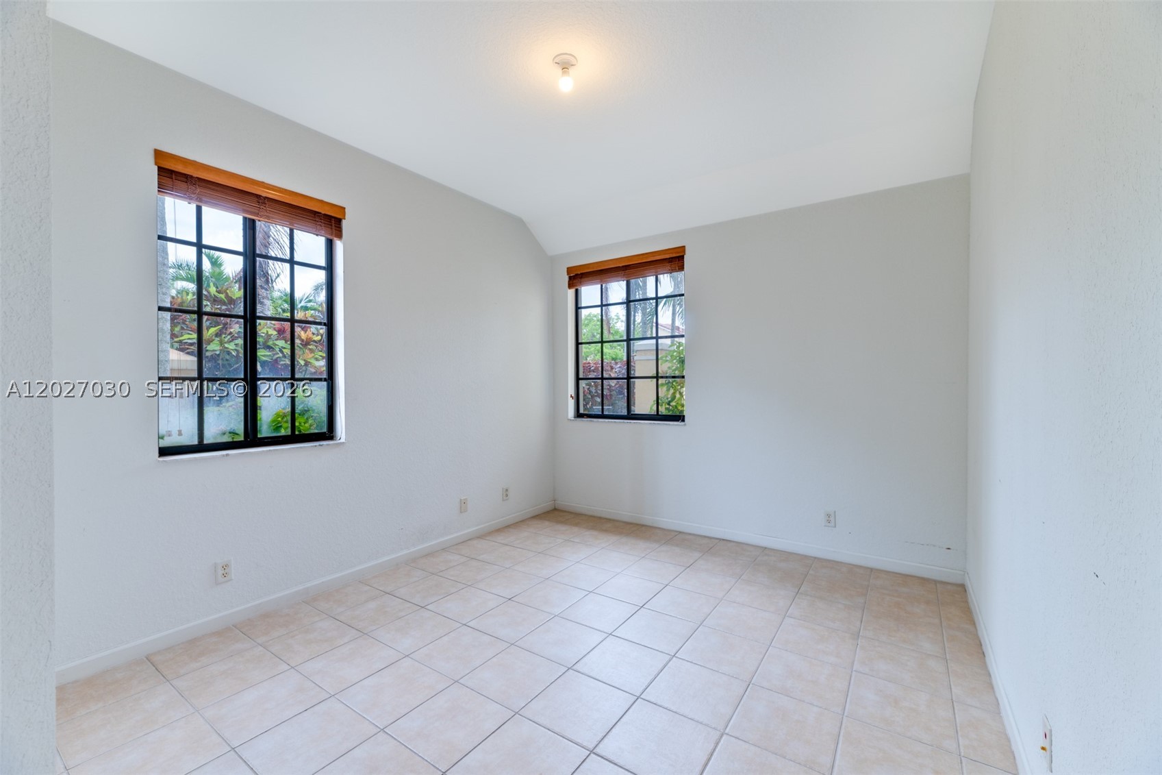1695 Passion Vine Cir 22-1 Property Photo 26
