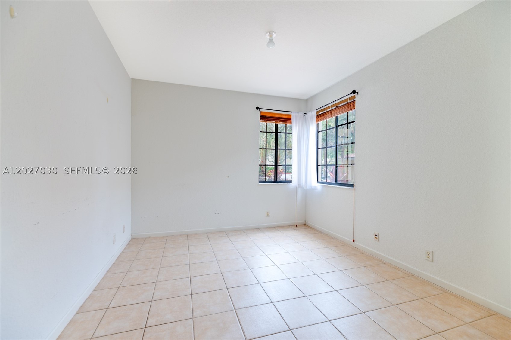 1695 Passion Vine Cir 22-1 Property Photo 29