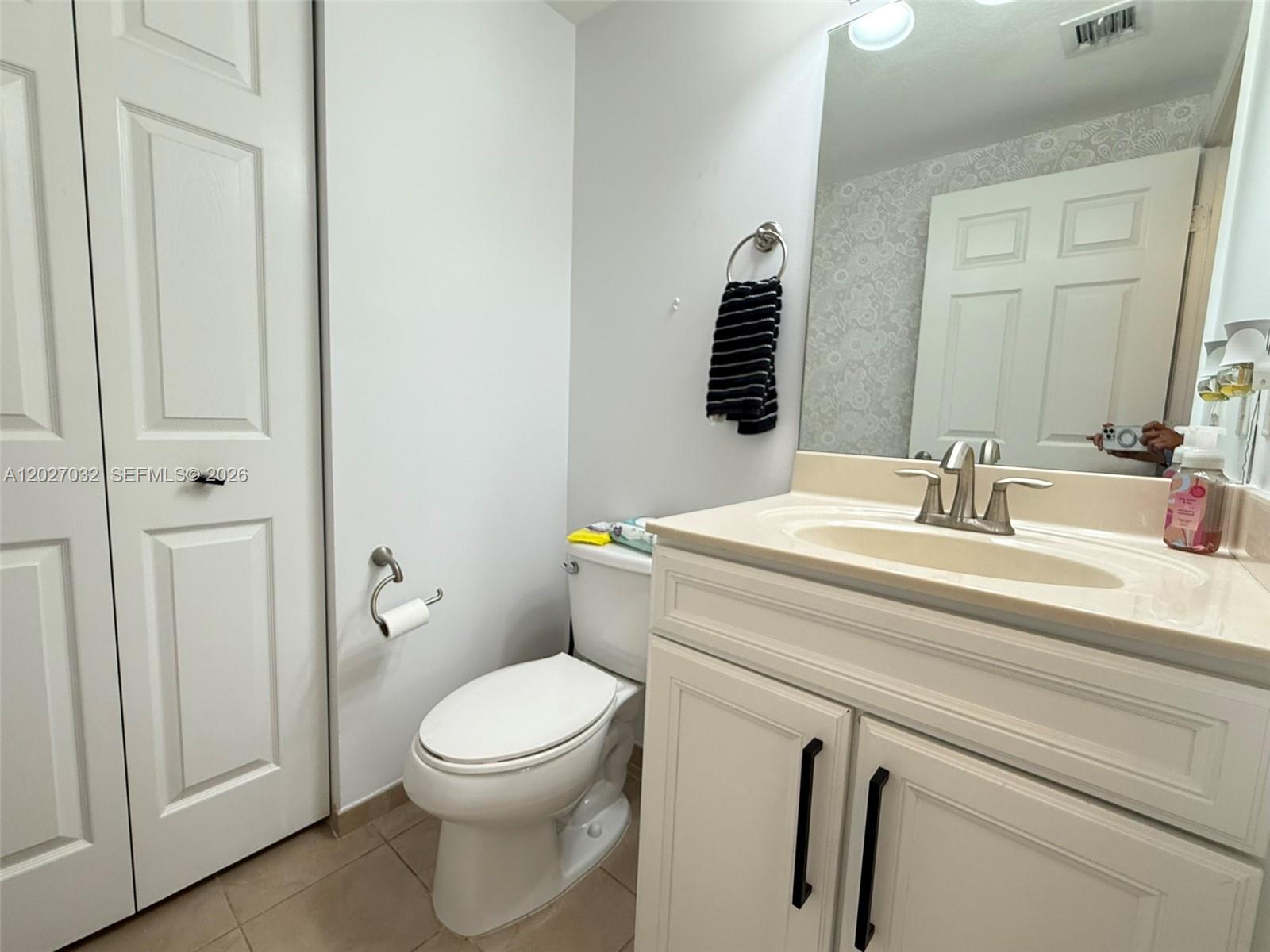 10060 Nw 86th Ter Property Photo 40