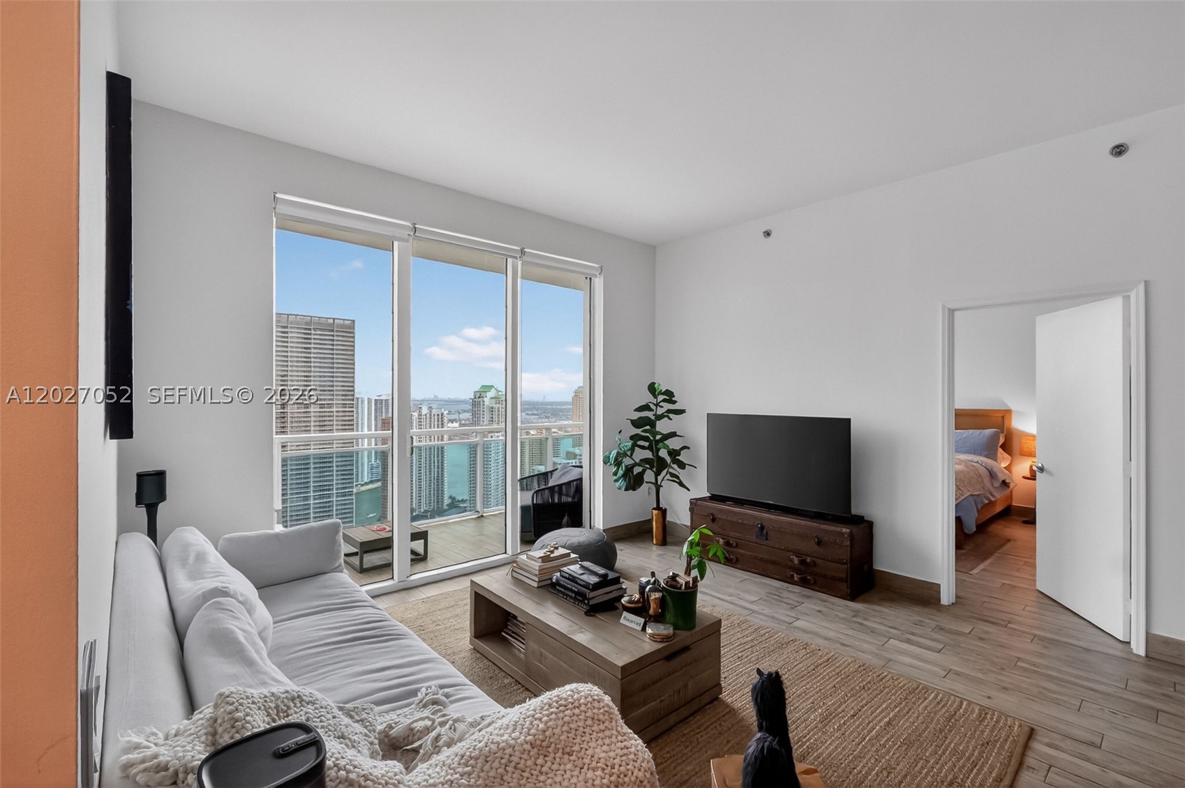950 Brickell Bay Dr 4504 Property Photo 4
