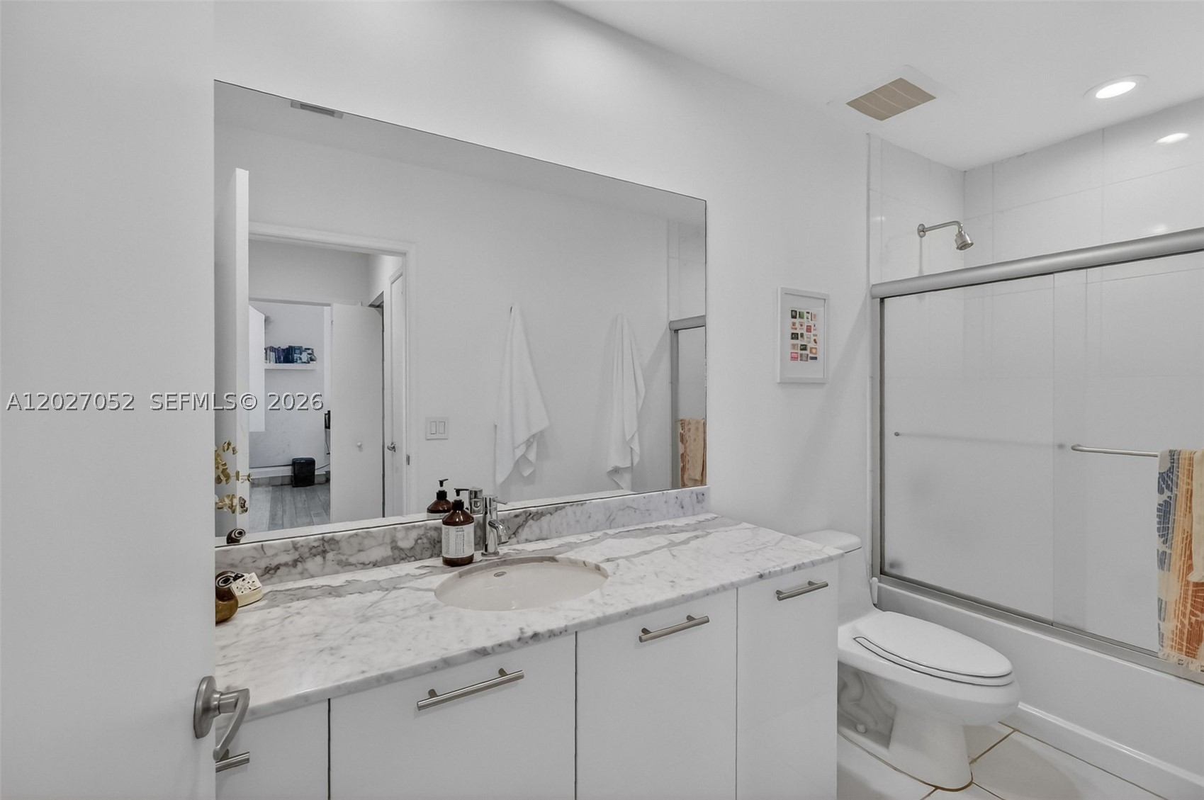 950 Brickell Bay Dr 4504 Property Photo 13