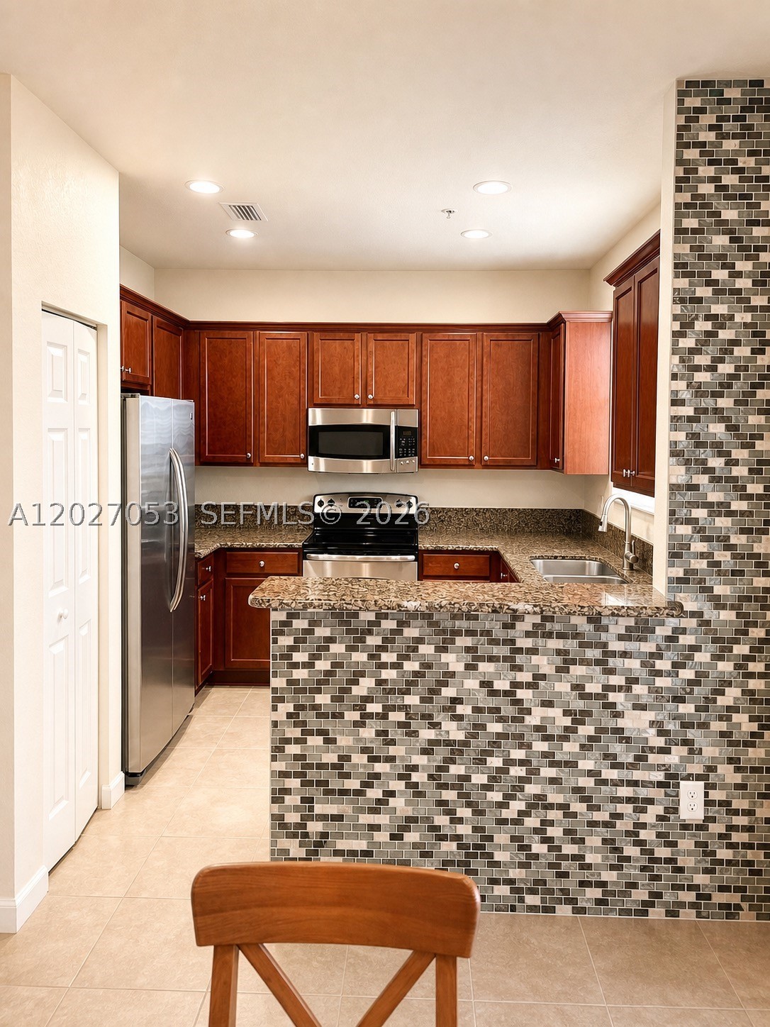 165 Emerald Creek Ter 165 Property Photo 8