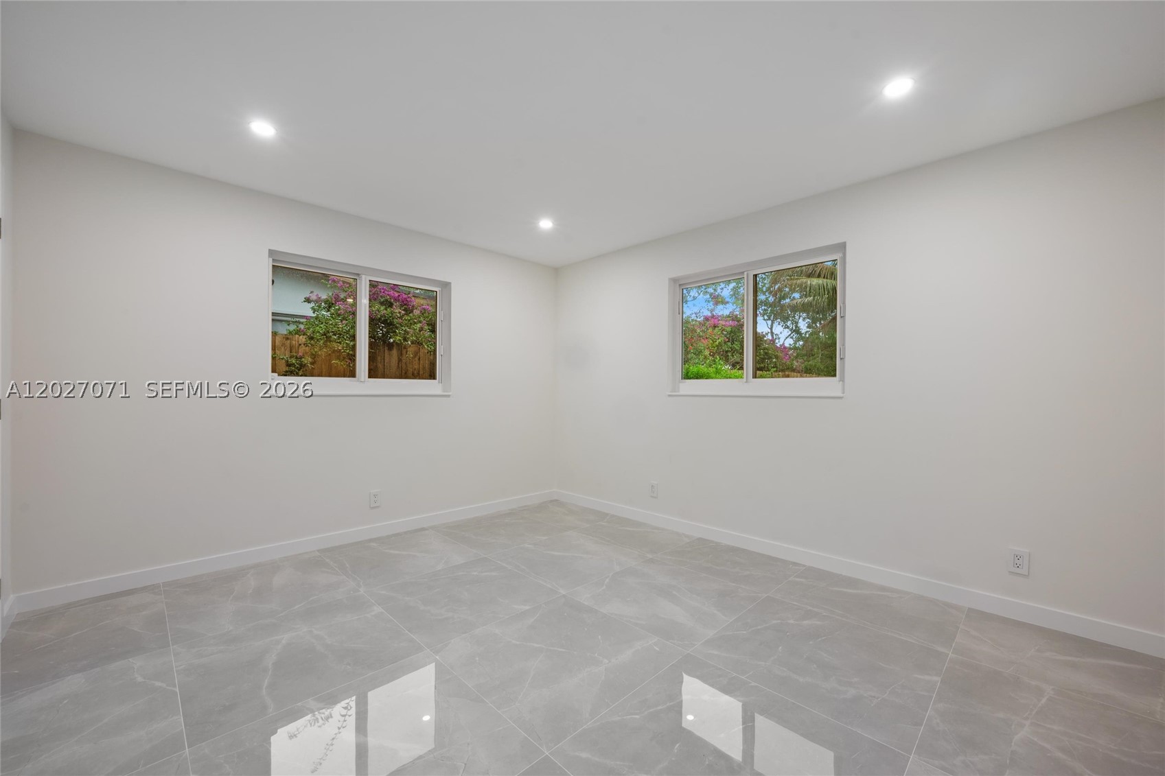4024 Monroe St Property Photo 16