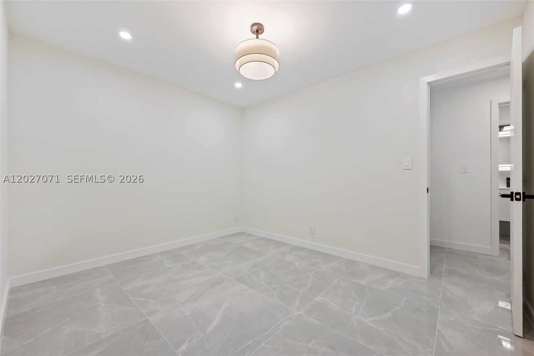 4024 Monroe St Property Photo 19