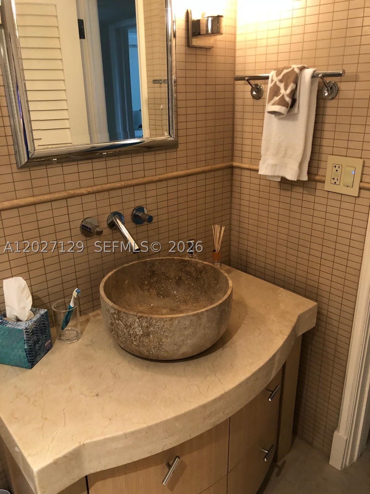 607 Ocean Dr 9k Property Photo 15