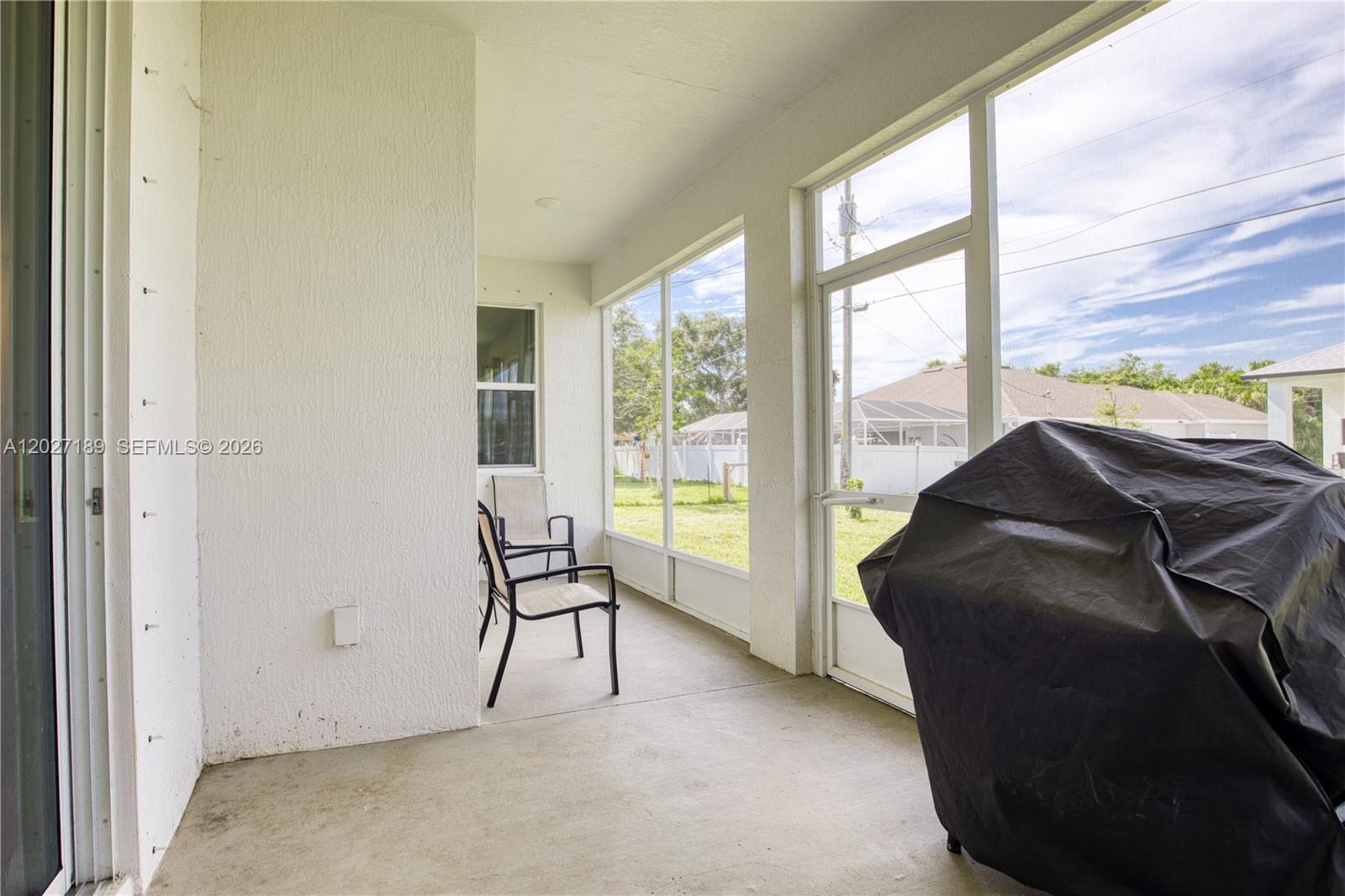 1534 Sw Abingdon Ave Property Photo 9
