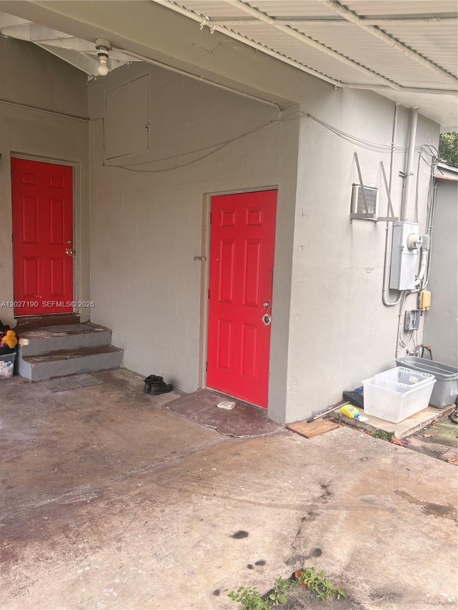 1100 Nw 110th St Property Photo 8