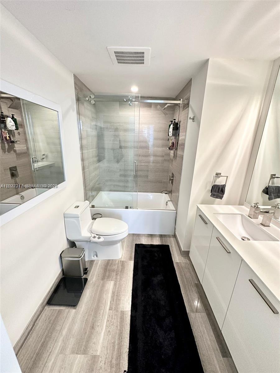 1300 Brickell Bay Dr 3101 Property Photo 10