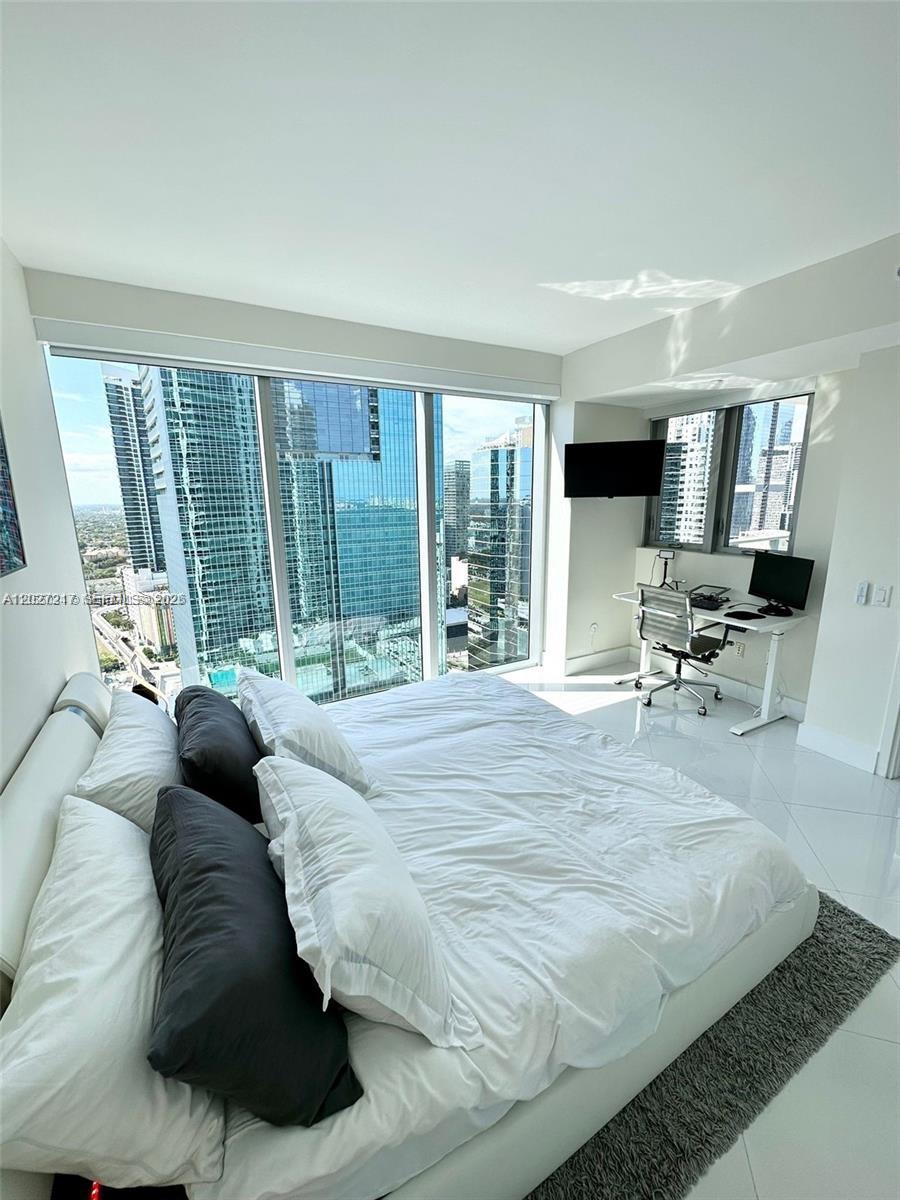 1300 Brickell Bay Dr 3101 Property Photo 12
