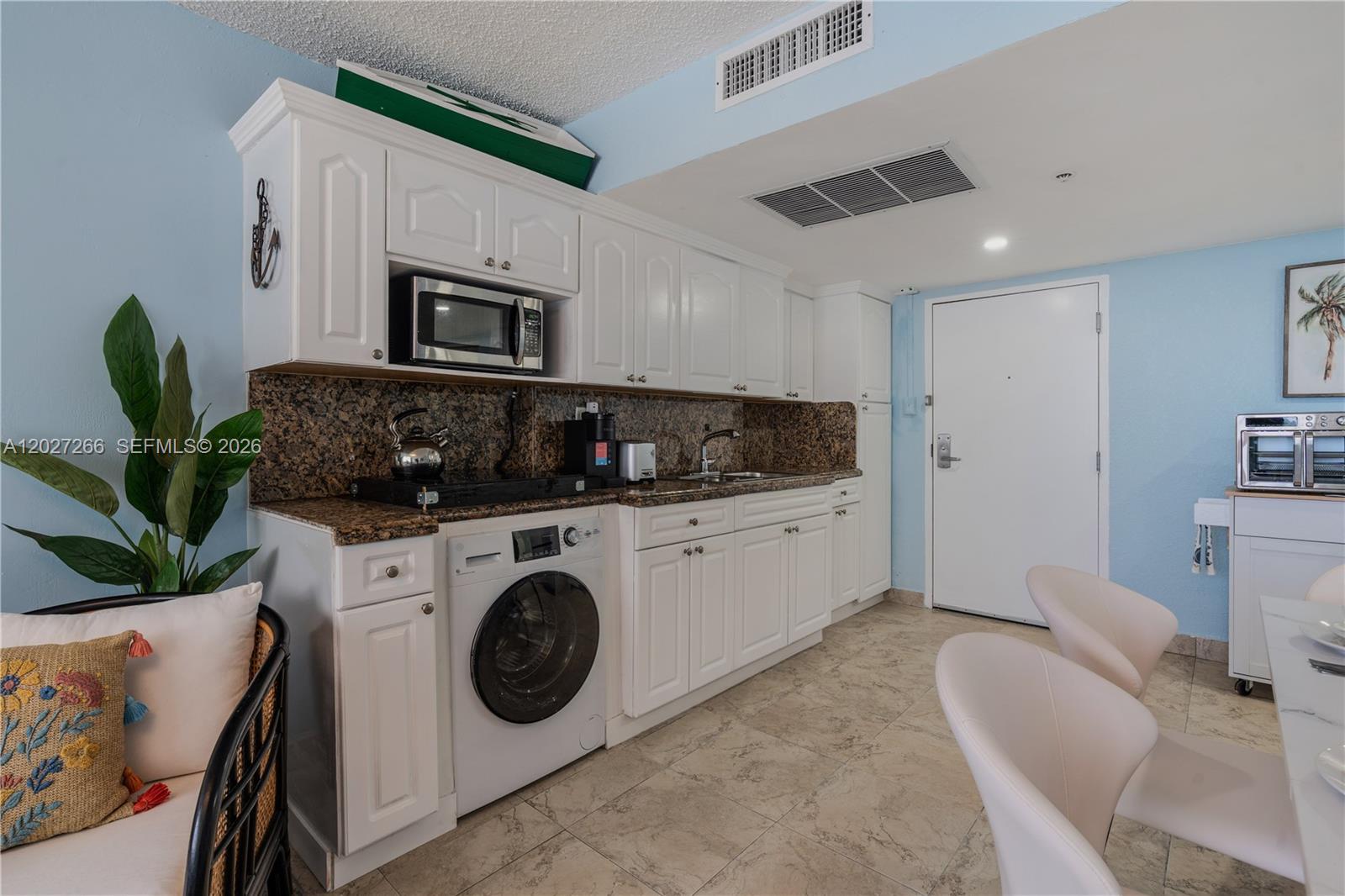 19201 Collins Ave 349 Property Photo 31