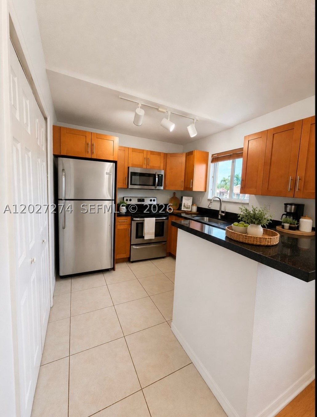 995 Ne 34th Ave 201 Property Photo 12