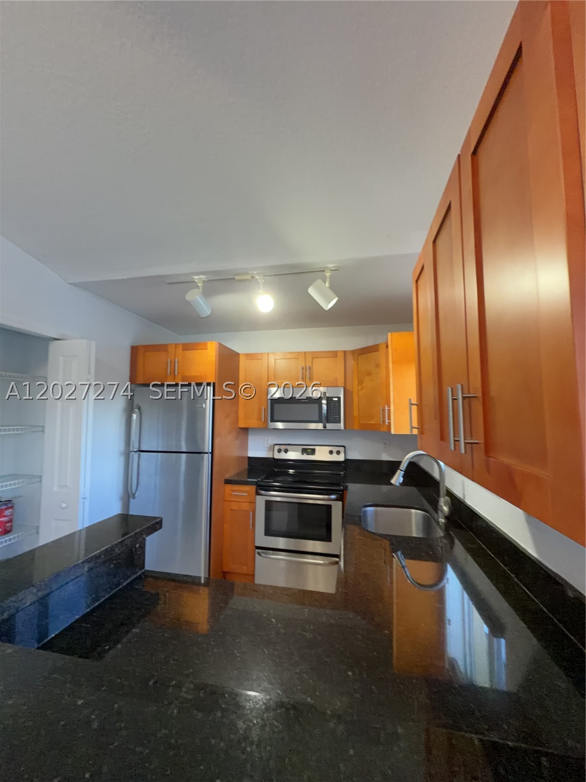 995 Ne 34th Ave 201 Property Photo 15