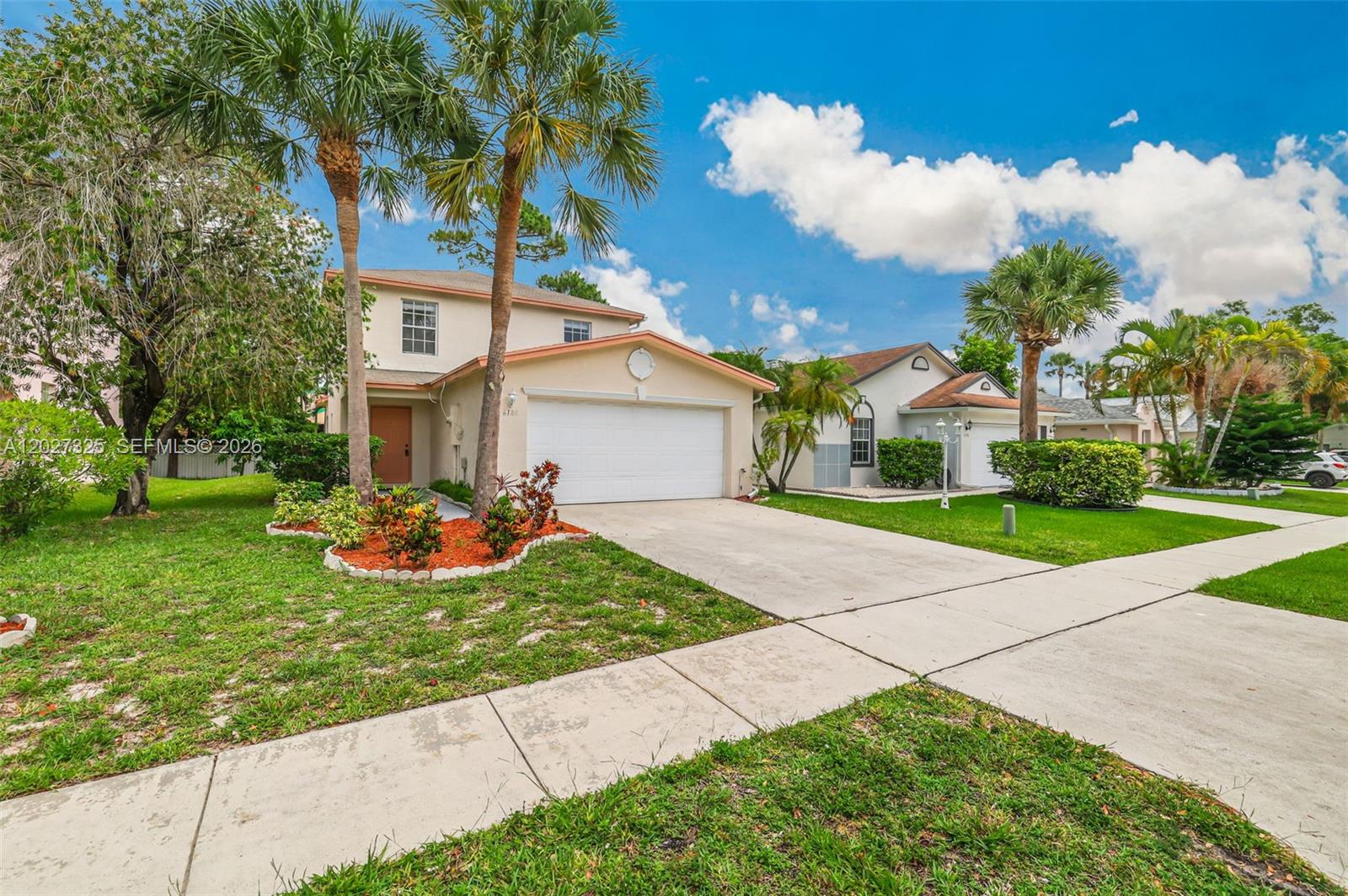 6188 Azalea Cir Property Photo 1