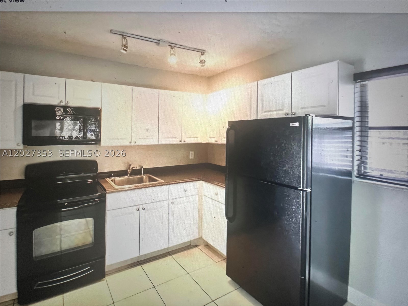 2641 Sw 13th Ave Property Photo 14