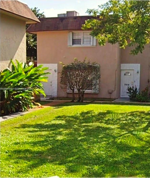 7912 Kimberly Blvd 301 Property Photo 1