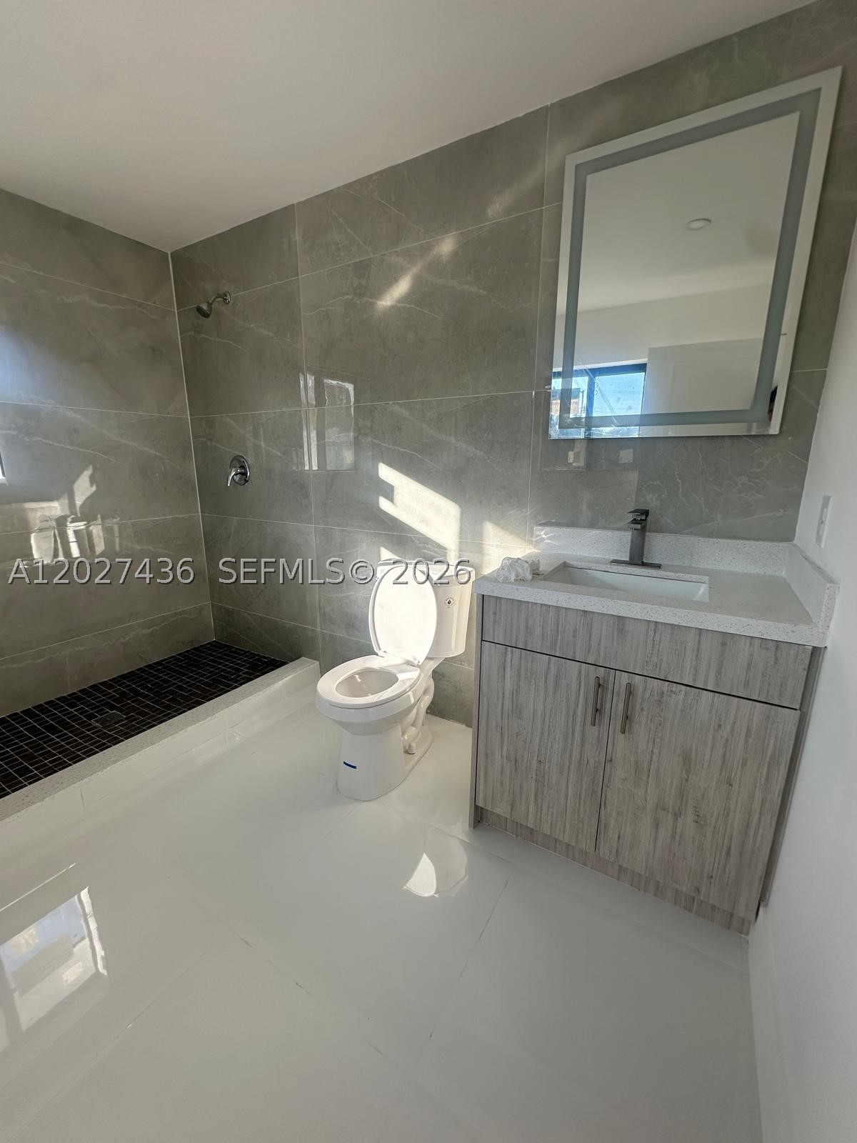 2041 Nw 190th Ter Property Photo 17