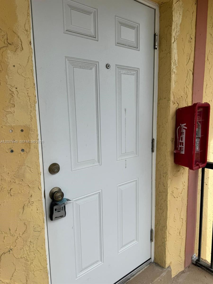 2854 Nw 55th Ave 2b Property Photo 5
