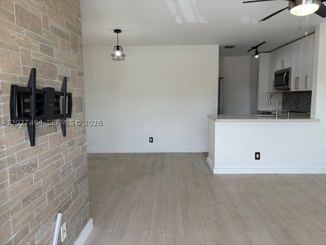 10054 Winding Lake Rd 201 Property Photo 2