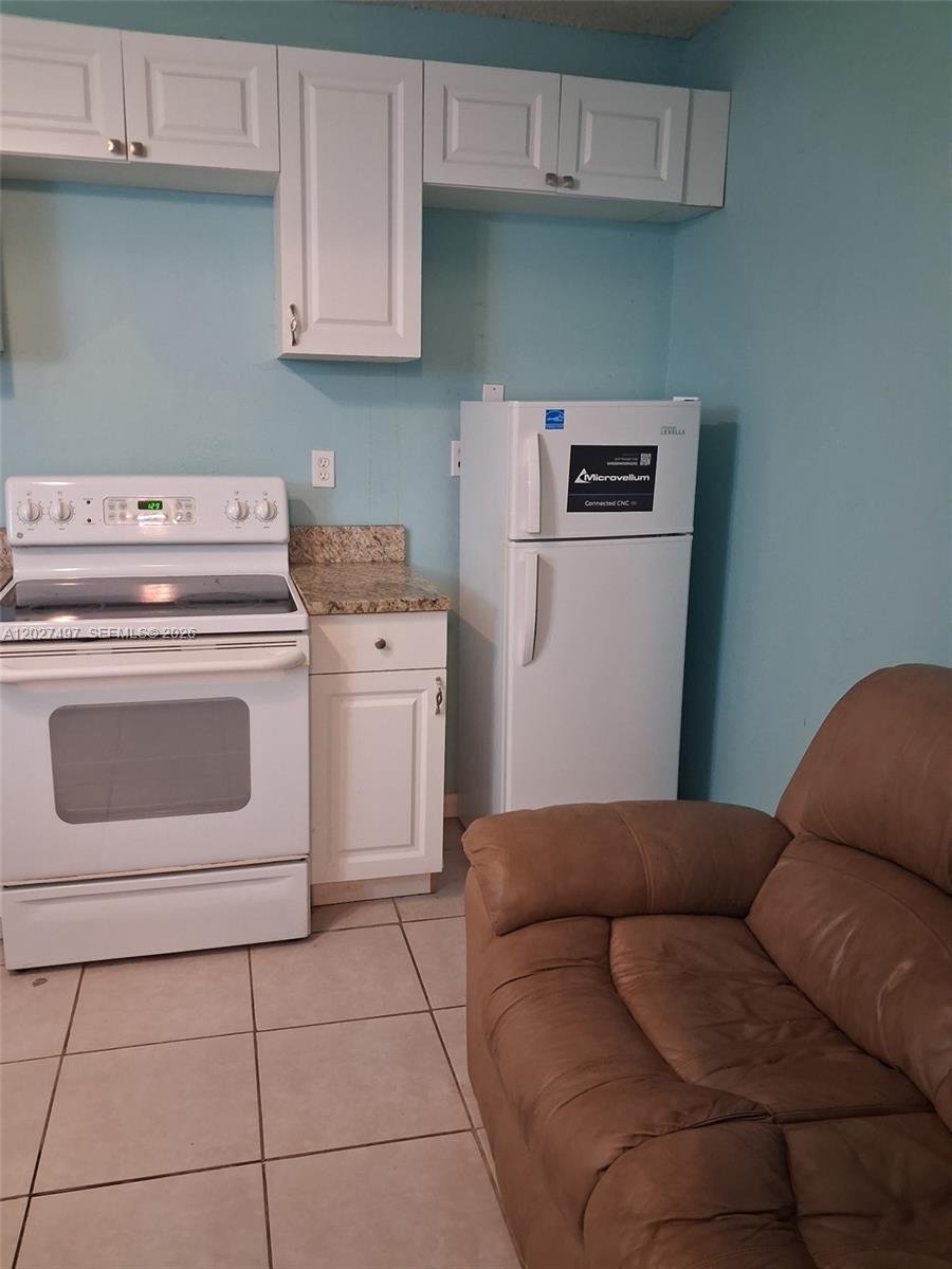1800 Pinehurst Dr 1 Property Photo 5