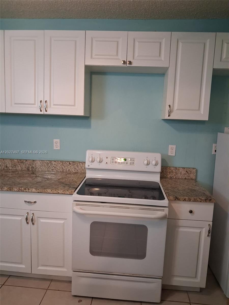 1800 Pinehurst Dr 1 Property Photo 7