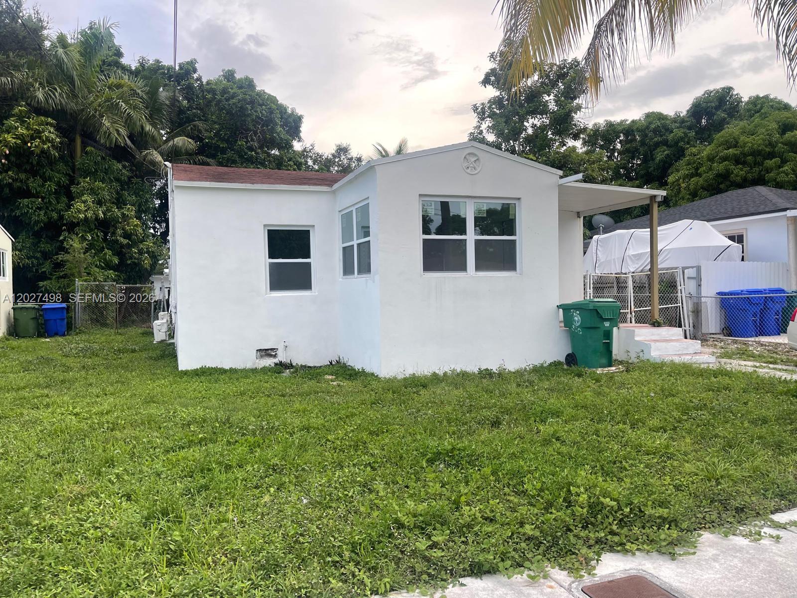 560 Nw 53rd St Property Photo 10