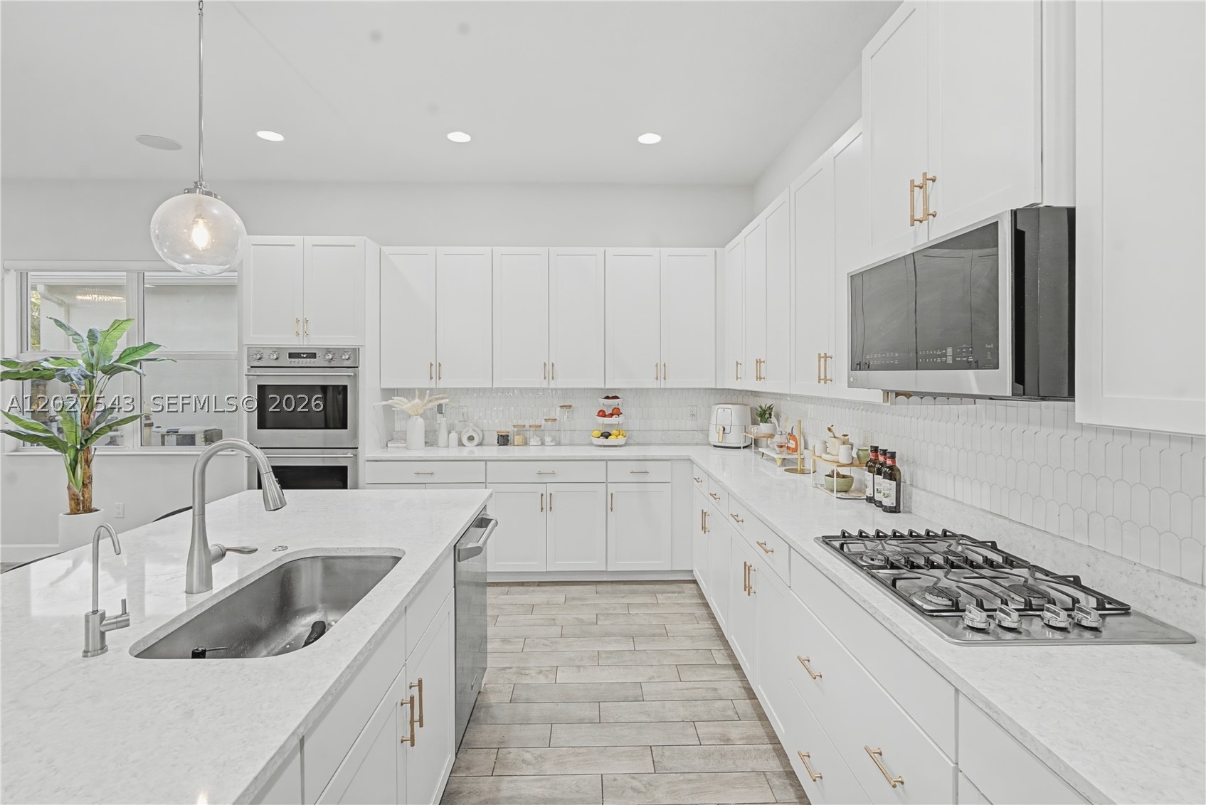 15943 Whippoorwill Cir Property Photo 18