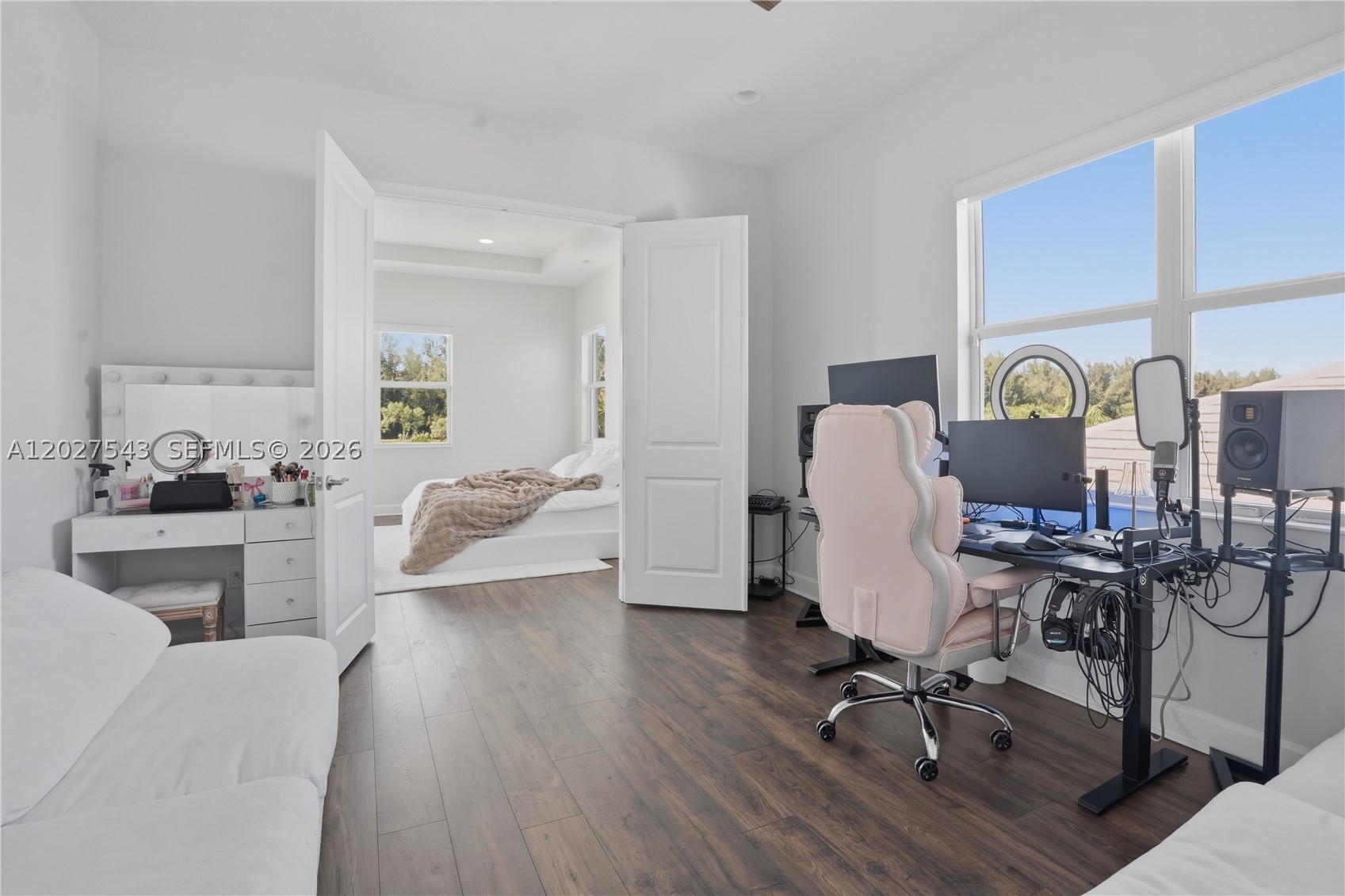 15943 Whippoorwill Cir Property Photo 34