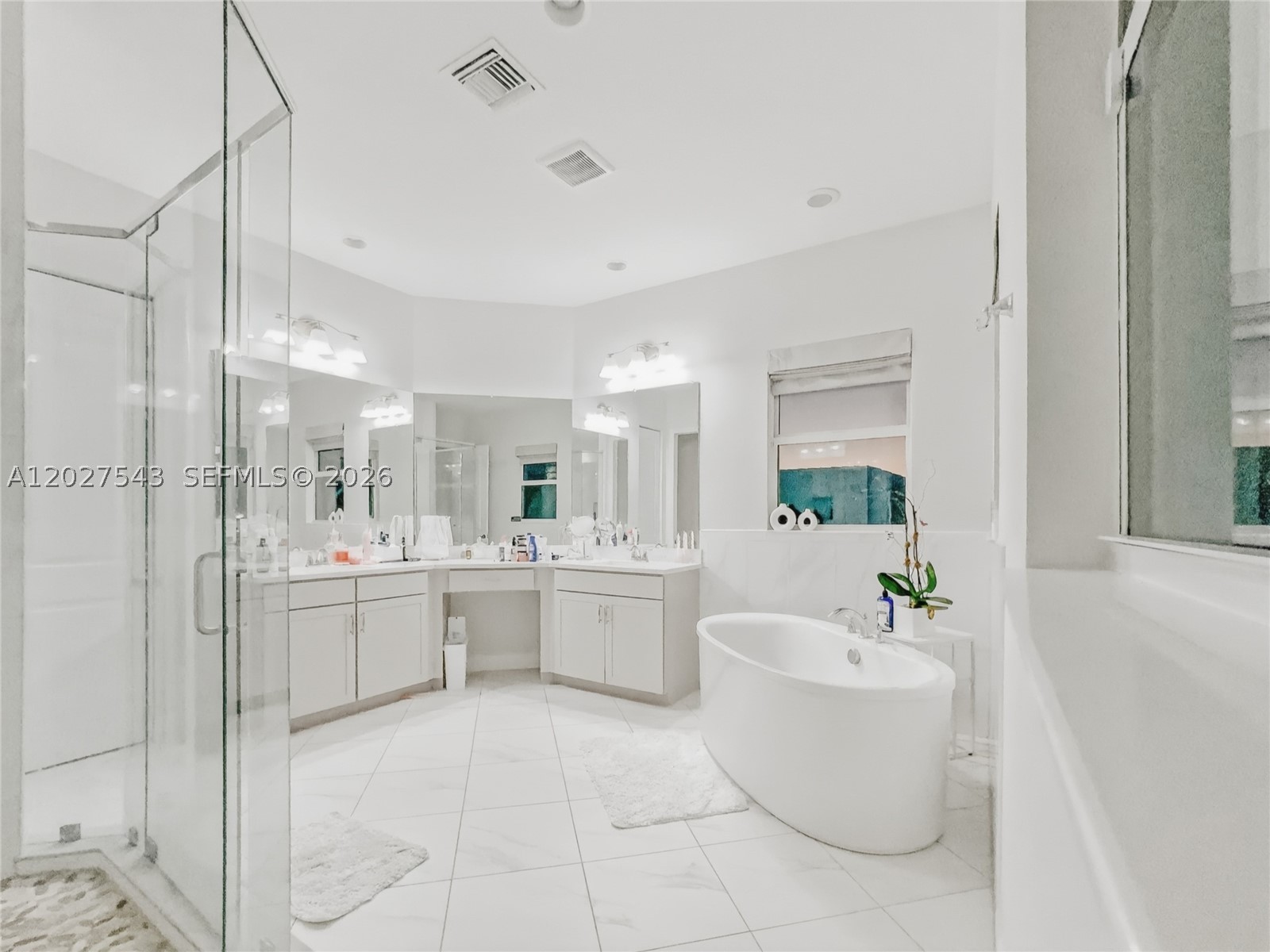 15943 Whippoorwill Cir Property Photo 37