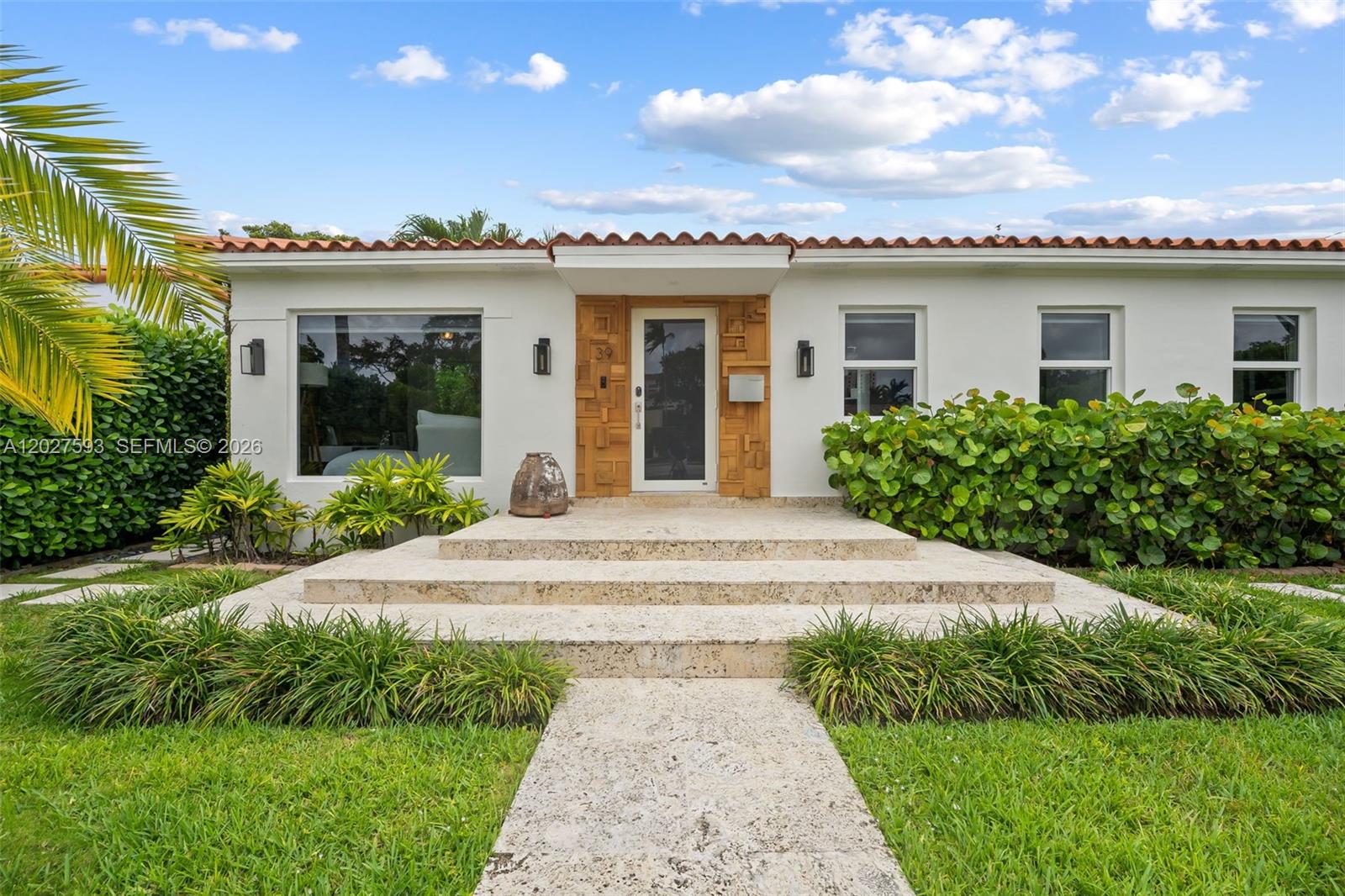 39 Montilla Ave