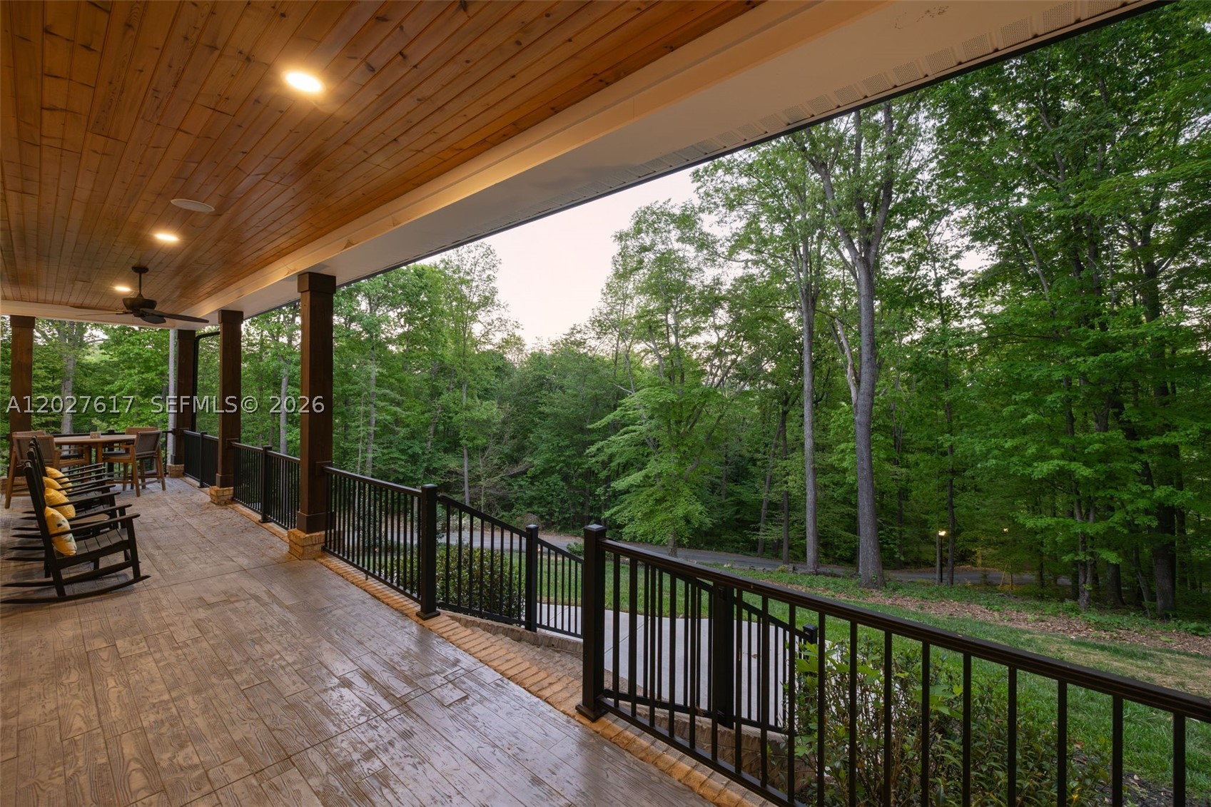 1642 Pineview Road Property Photo 5