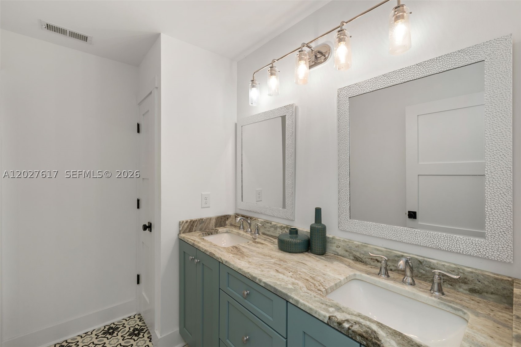 1642 Pineview Road Property Photo 40