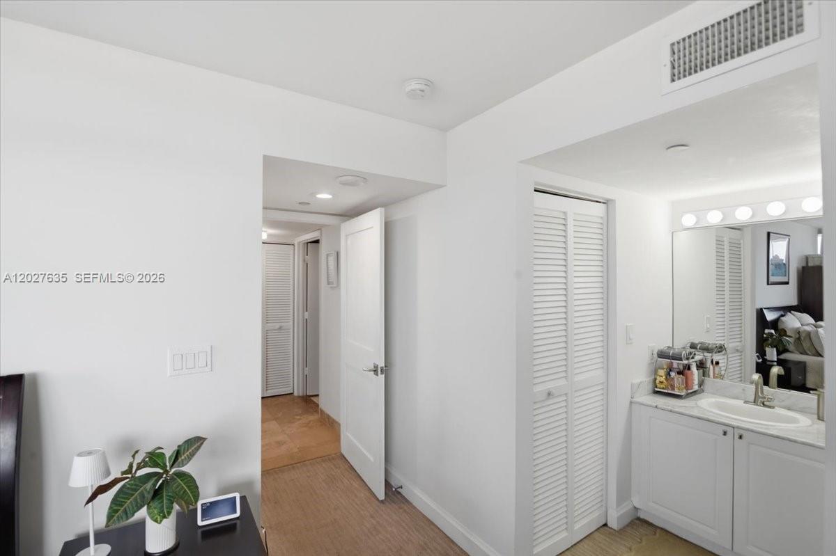 8911 Collins Ave 601 Property Photo 28