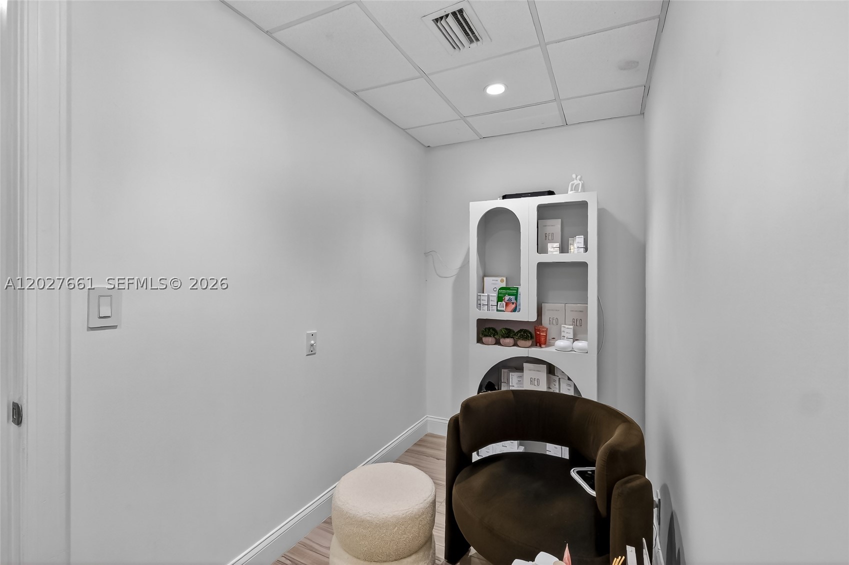 201 N University Dr 14 Property Photo 16