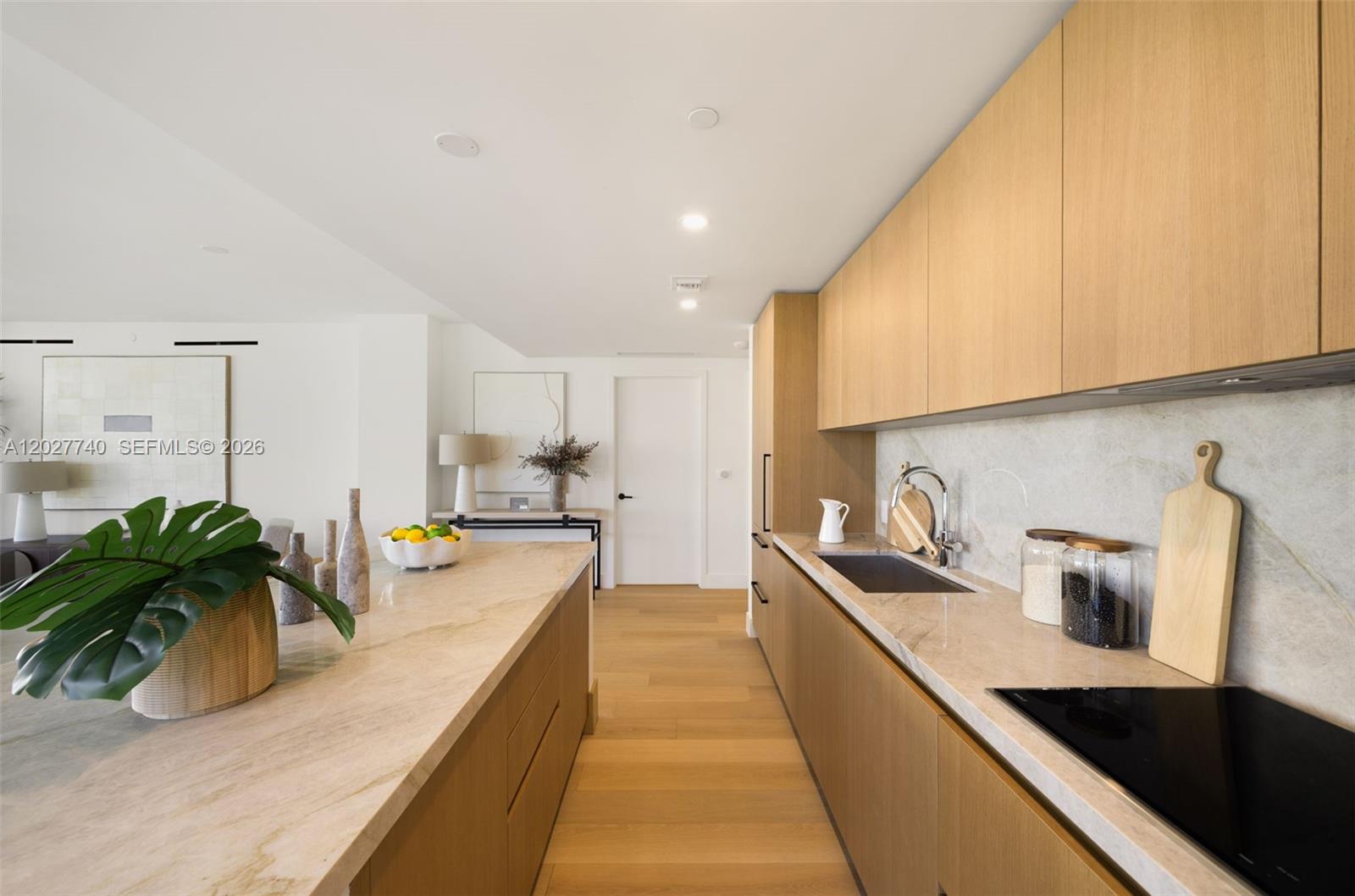 1177 Kane Concourse 404 Property Photo 11