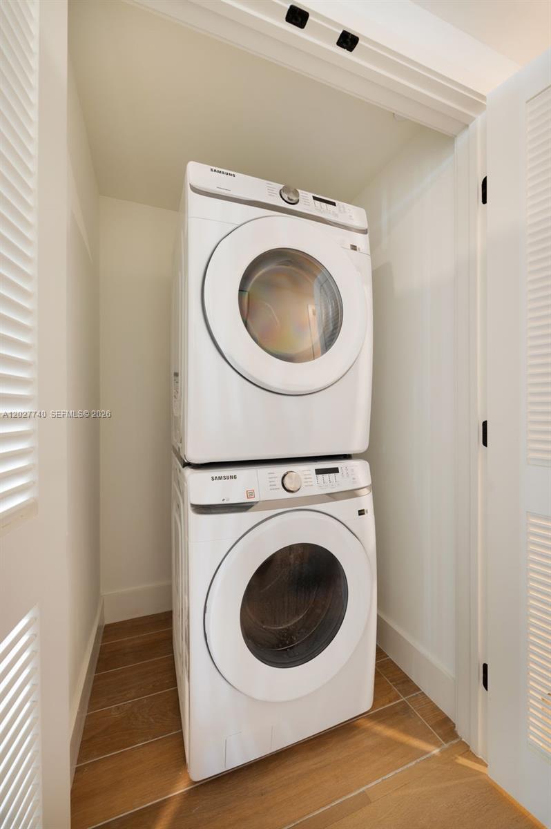 1177 Kane Concourse 404 Property Photo 38