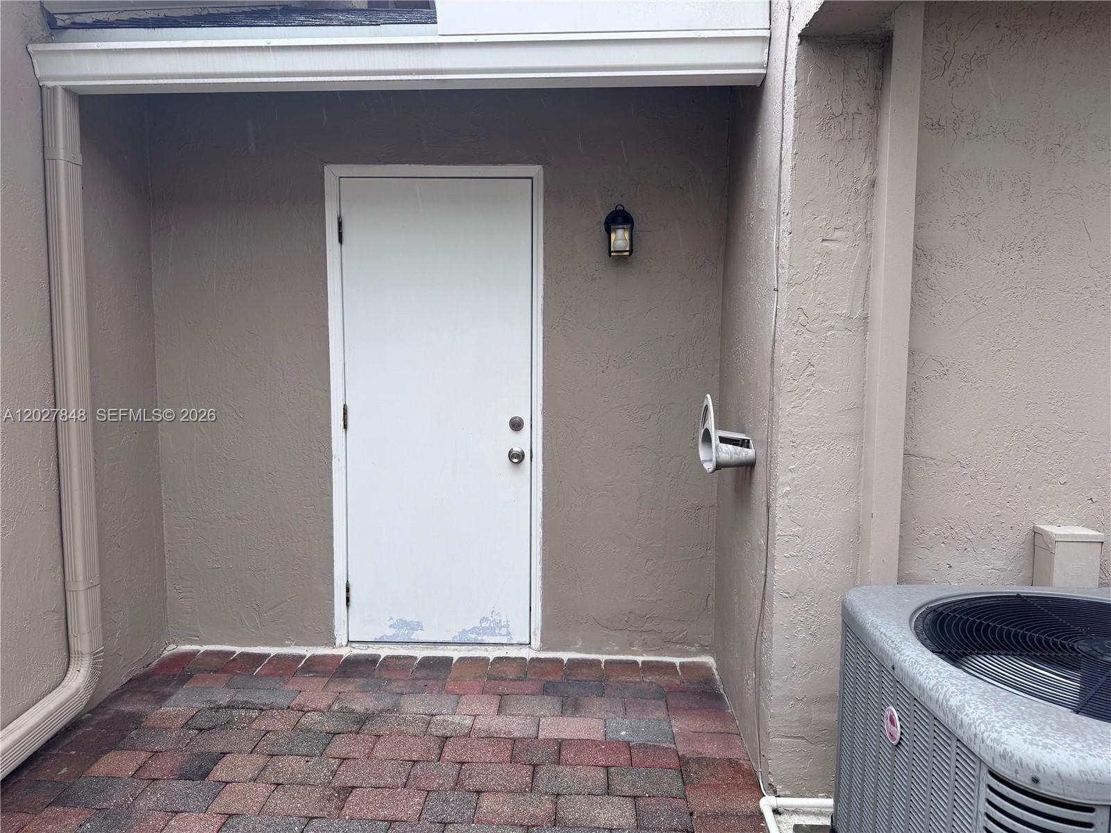 12204 Nw 36th Pl Property Photo 9
